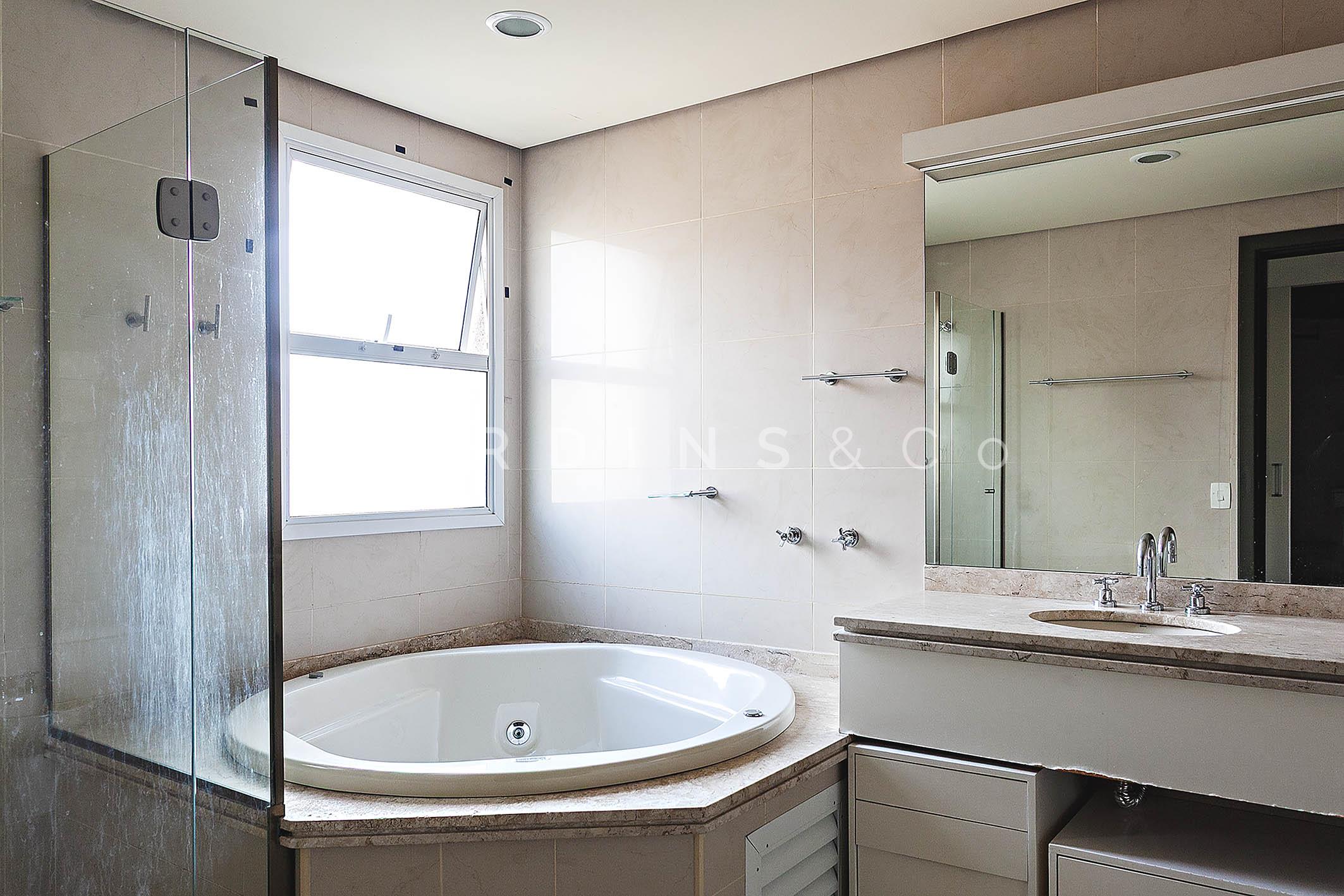 Apartamento no Alto de Pinheiros