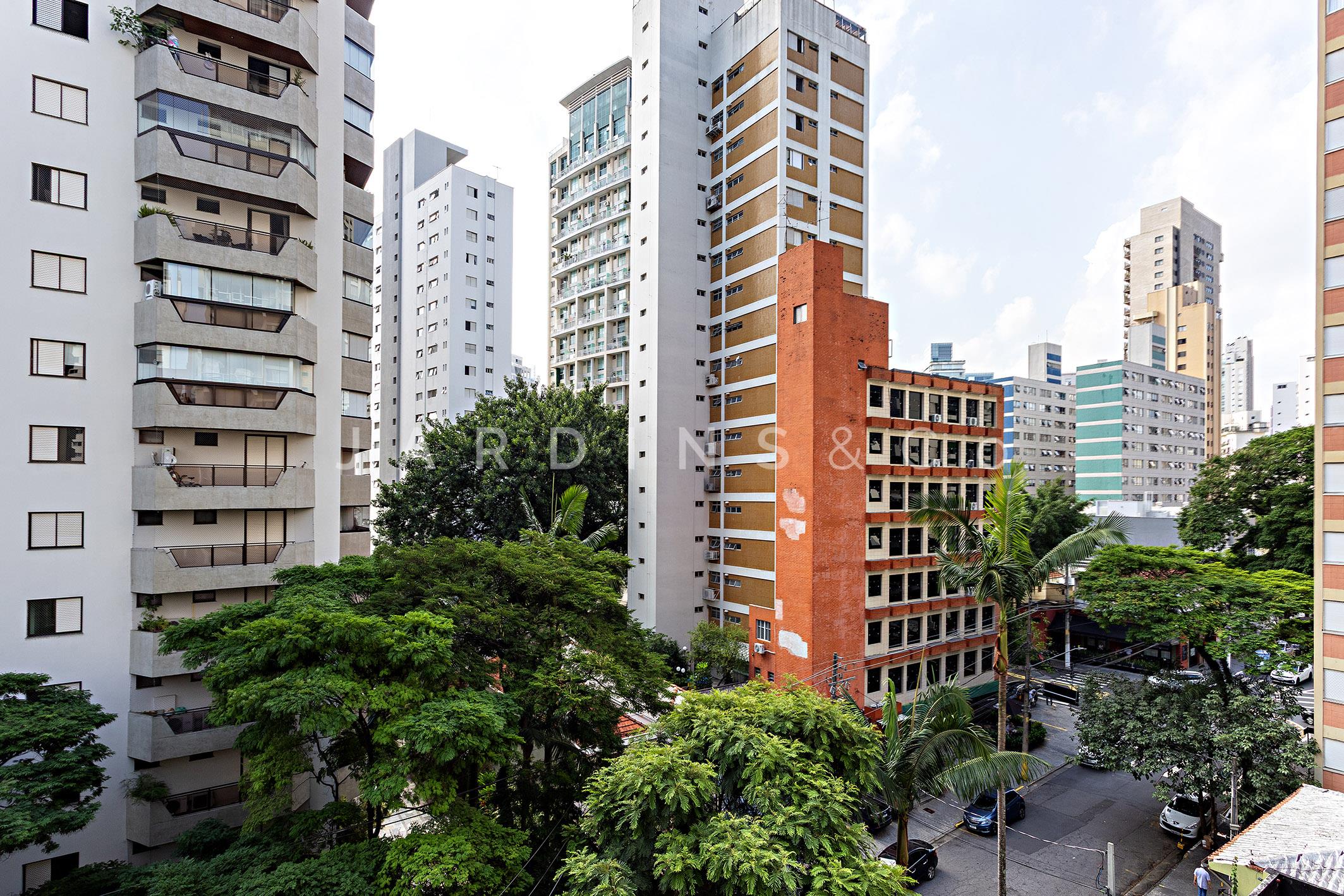 Apartamento no Moema Pássaros