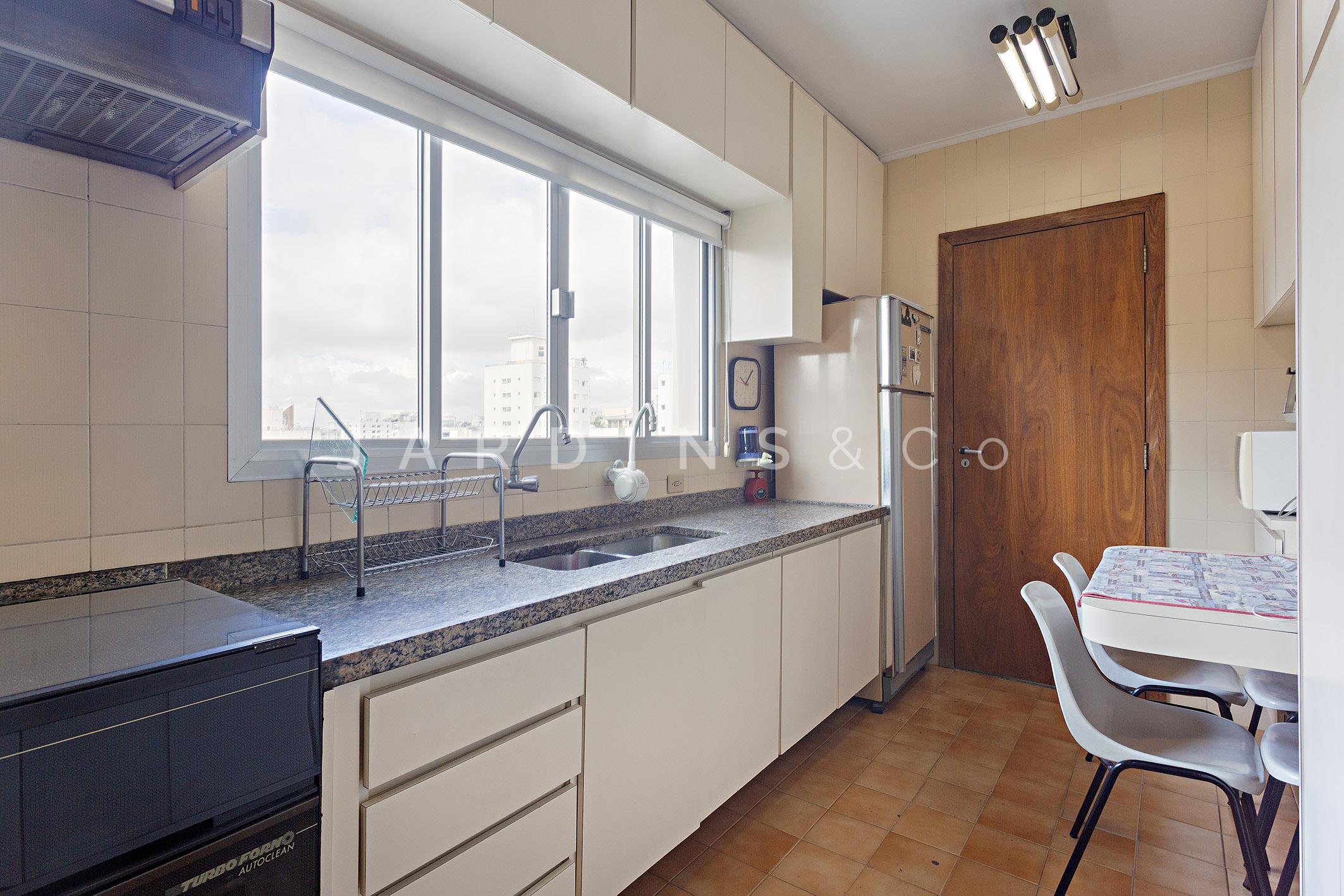 Apartamento no Moema Pássaros