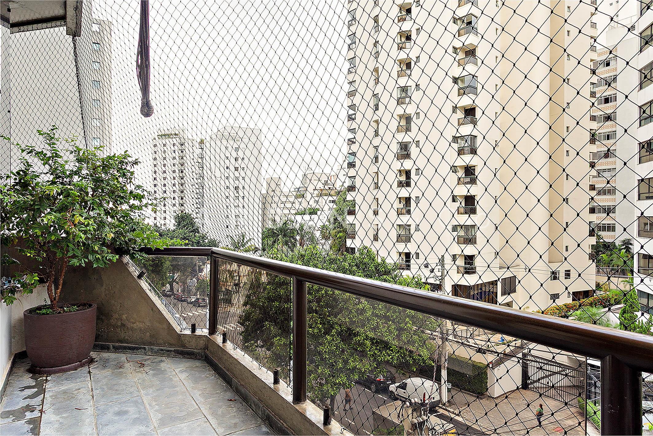 Apartamento no Paraíso