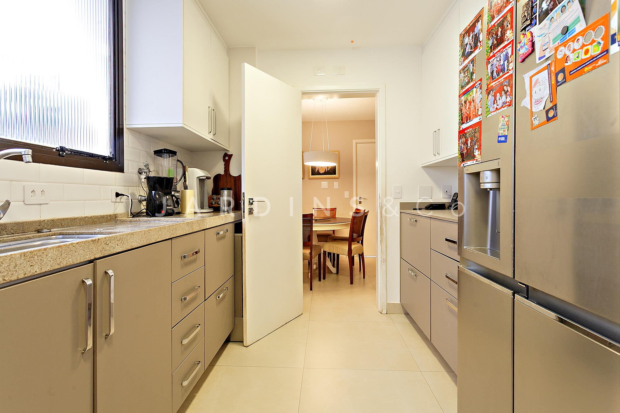 Apartamento no Paraíso