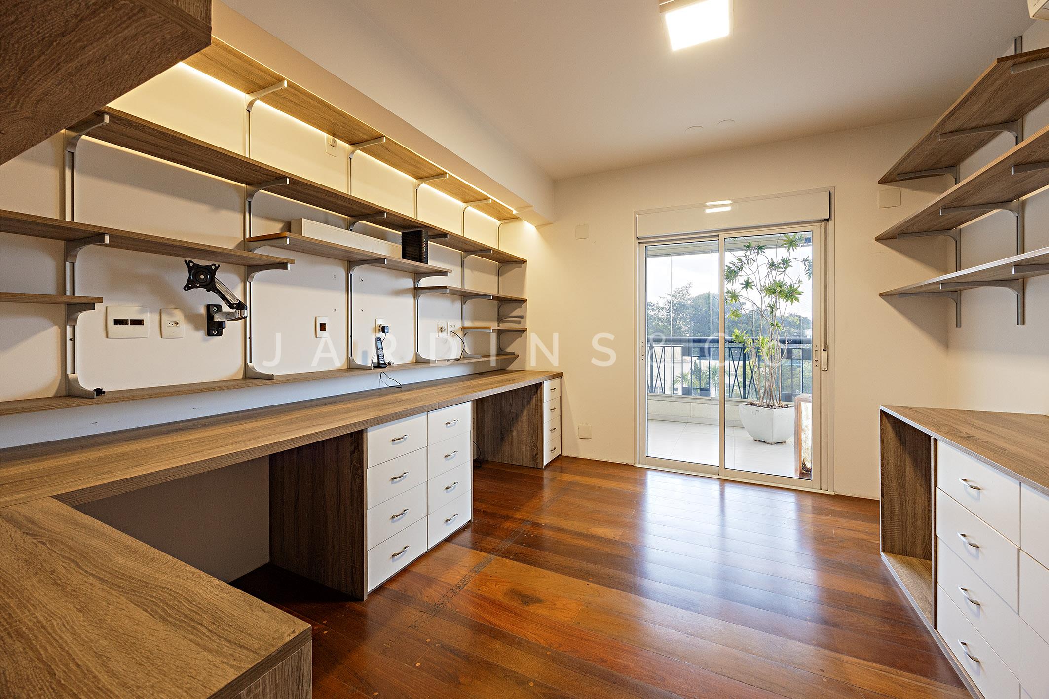 Apartamento no Alto de Pinheiros