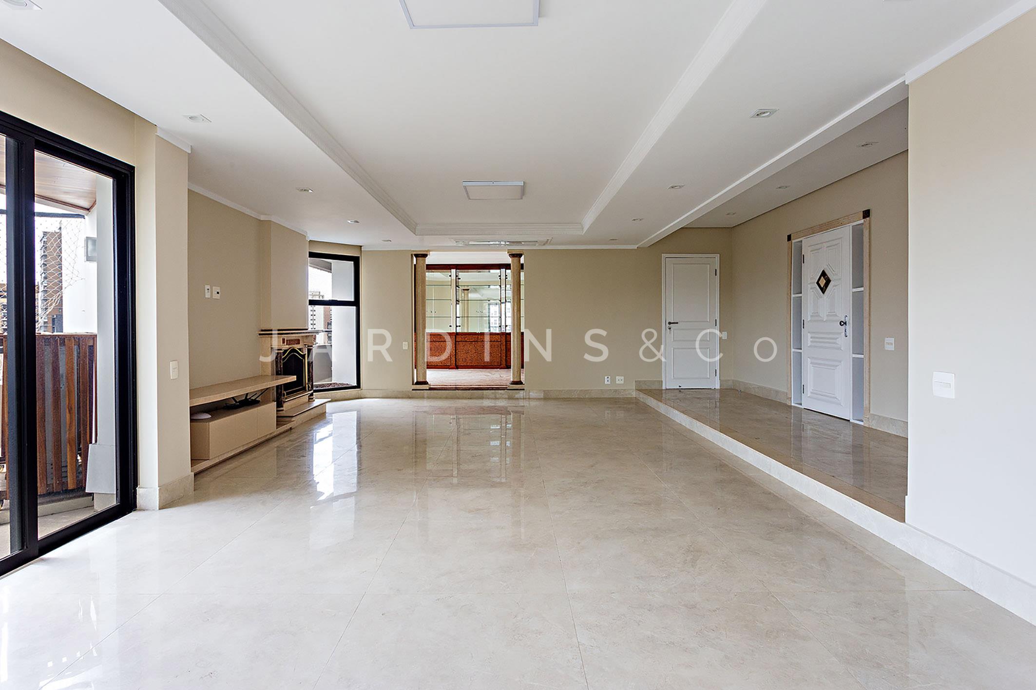 Apartamento no Moema