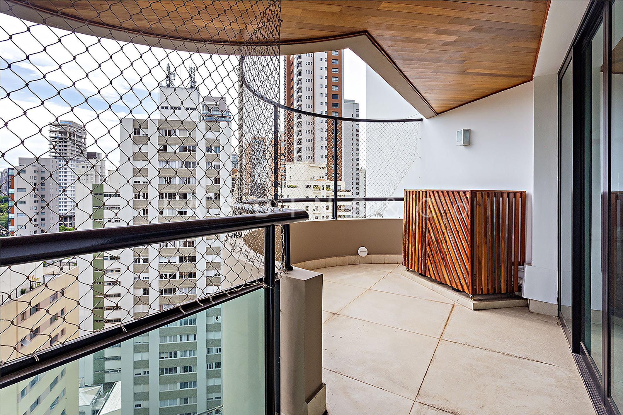 Apartamento no Moema