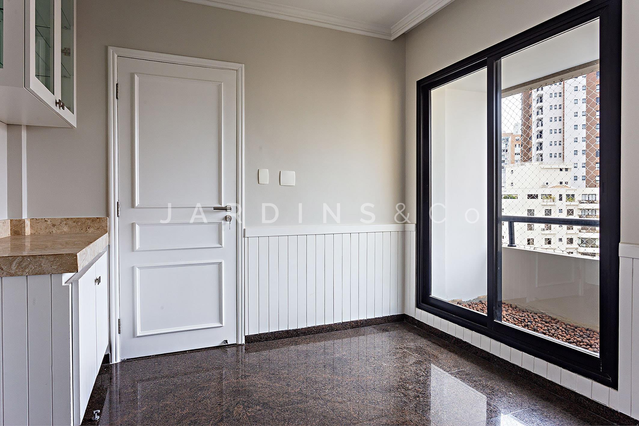 Apartamento no Moema