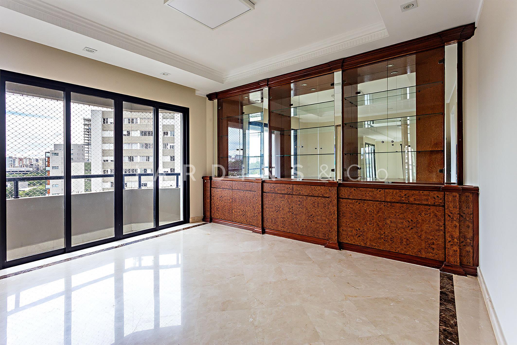 Apartamento no Moema