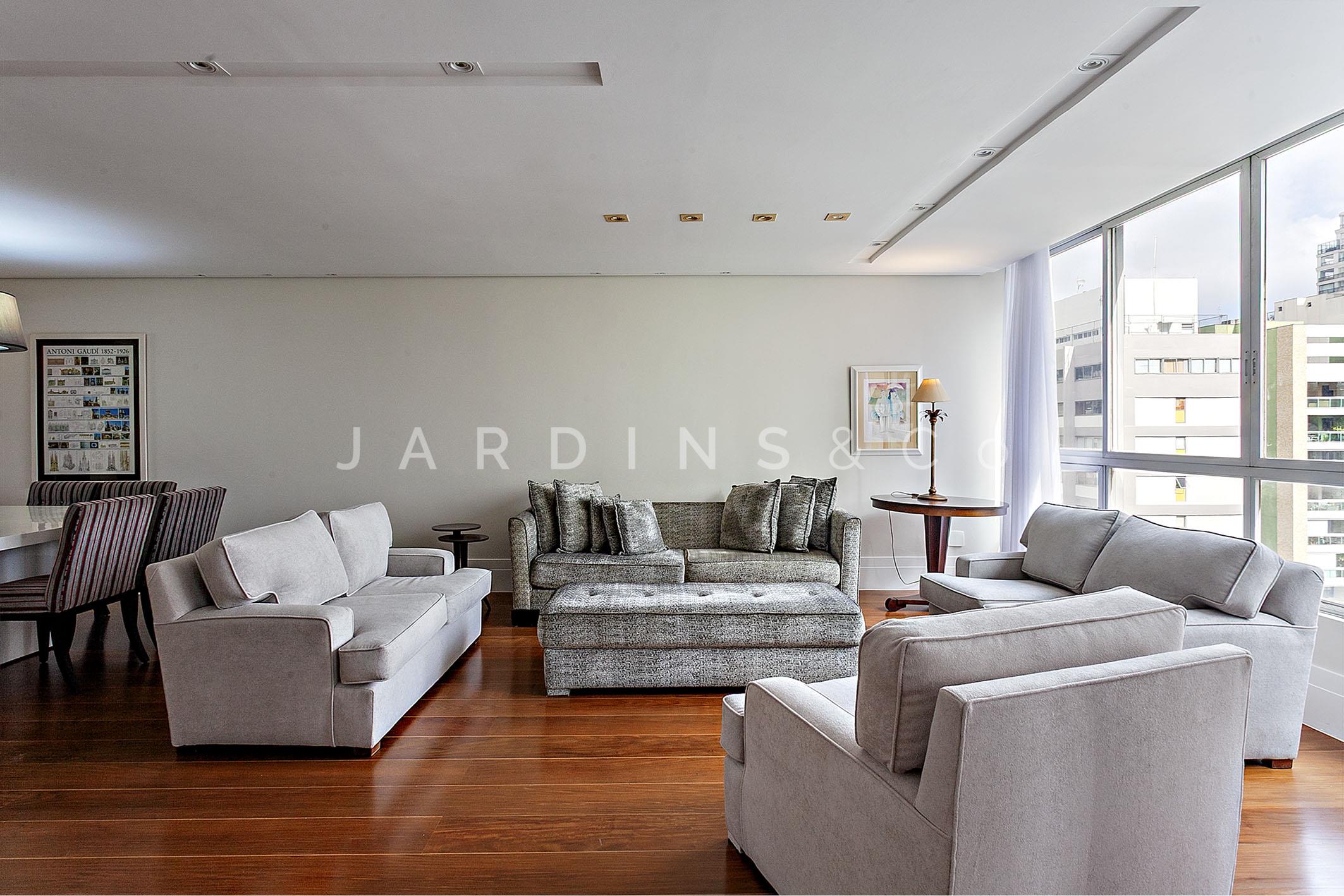 Apartamento no Paraíso