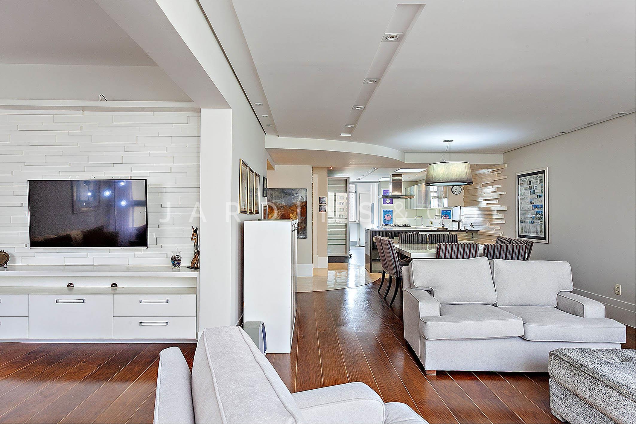 Apartamento no Paraíso