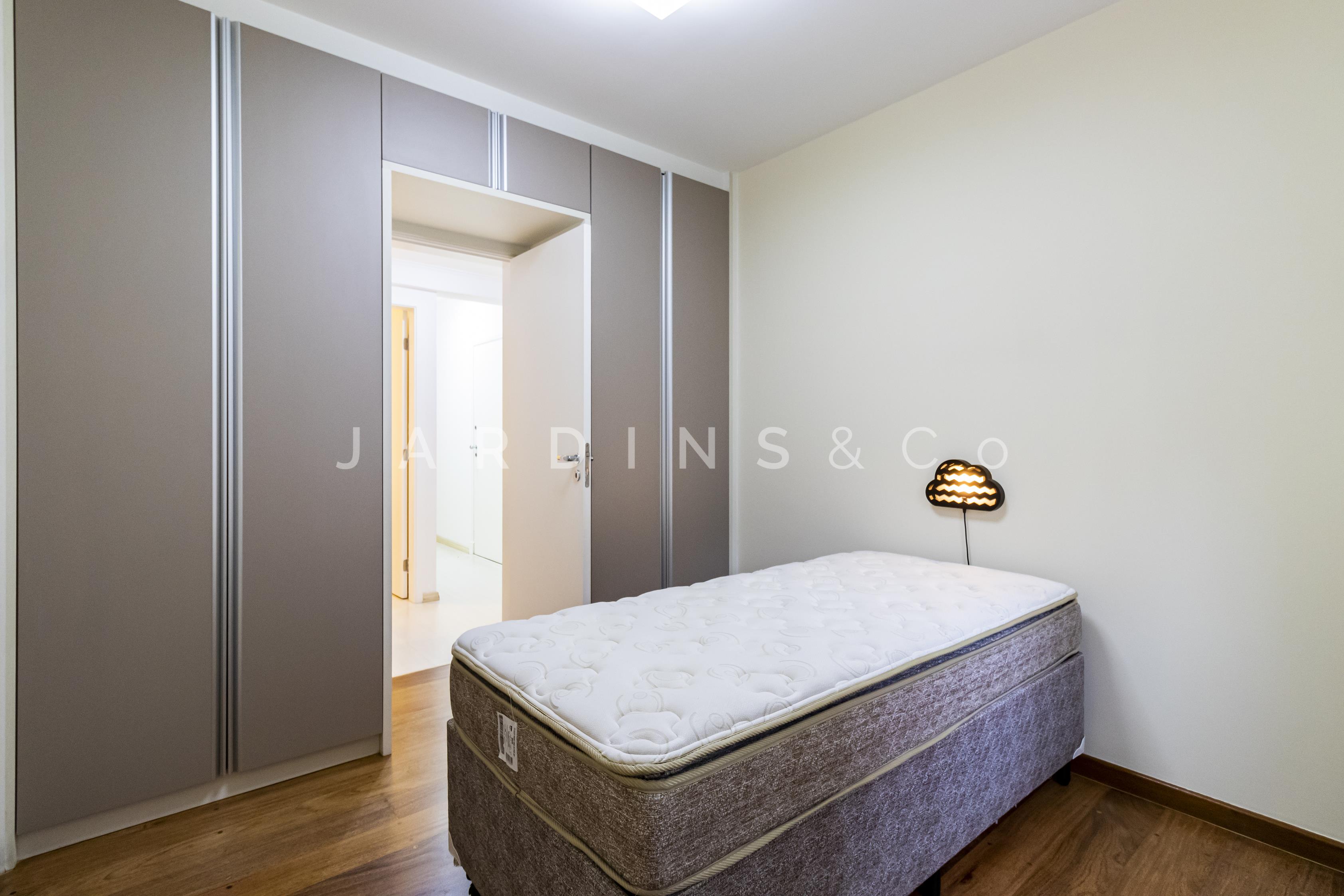 Apartamento no Paraíso