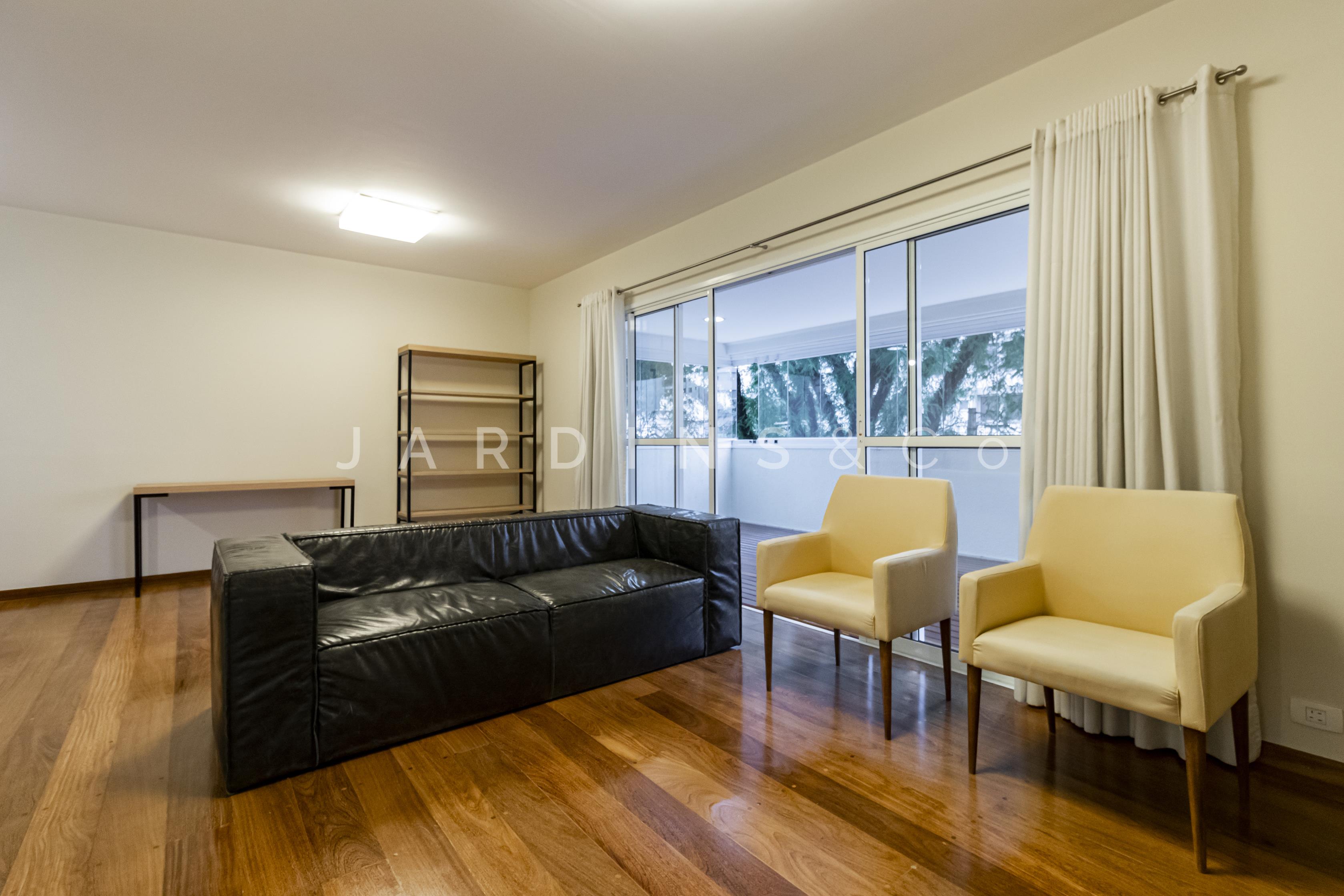 Apartamento no Paraíso