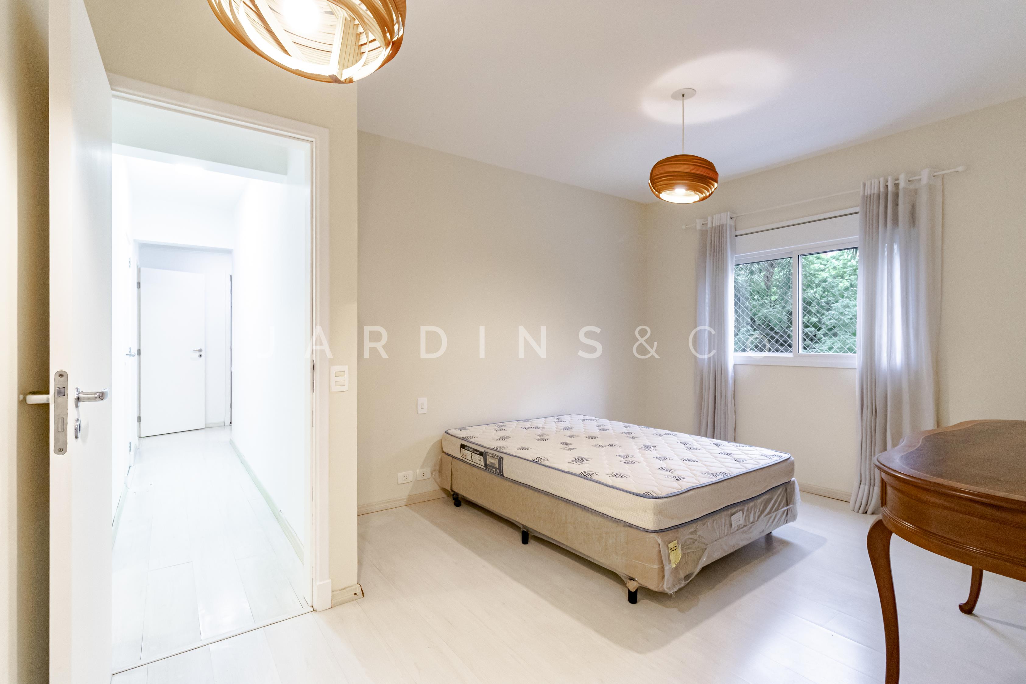 Apartamento no Paraíso