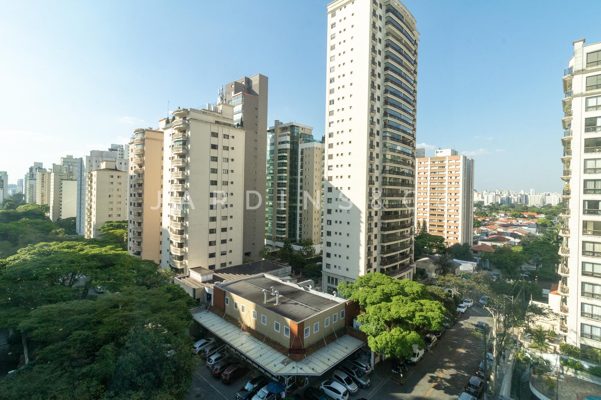 Cobertura no Campo Belo