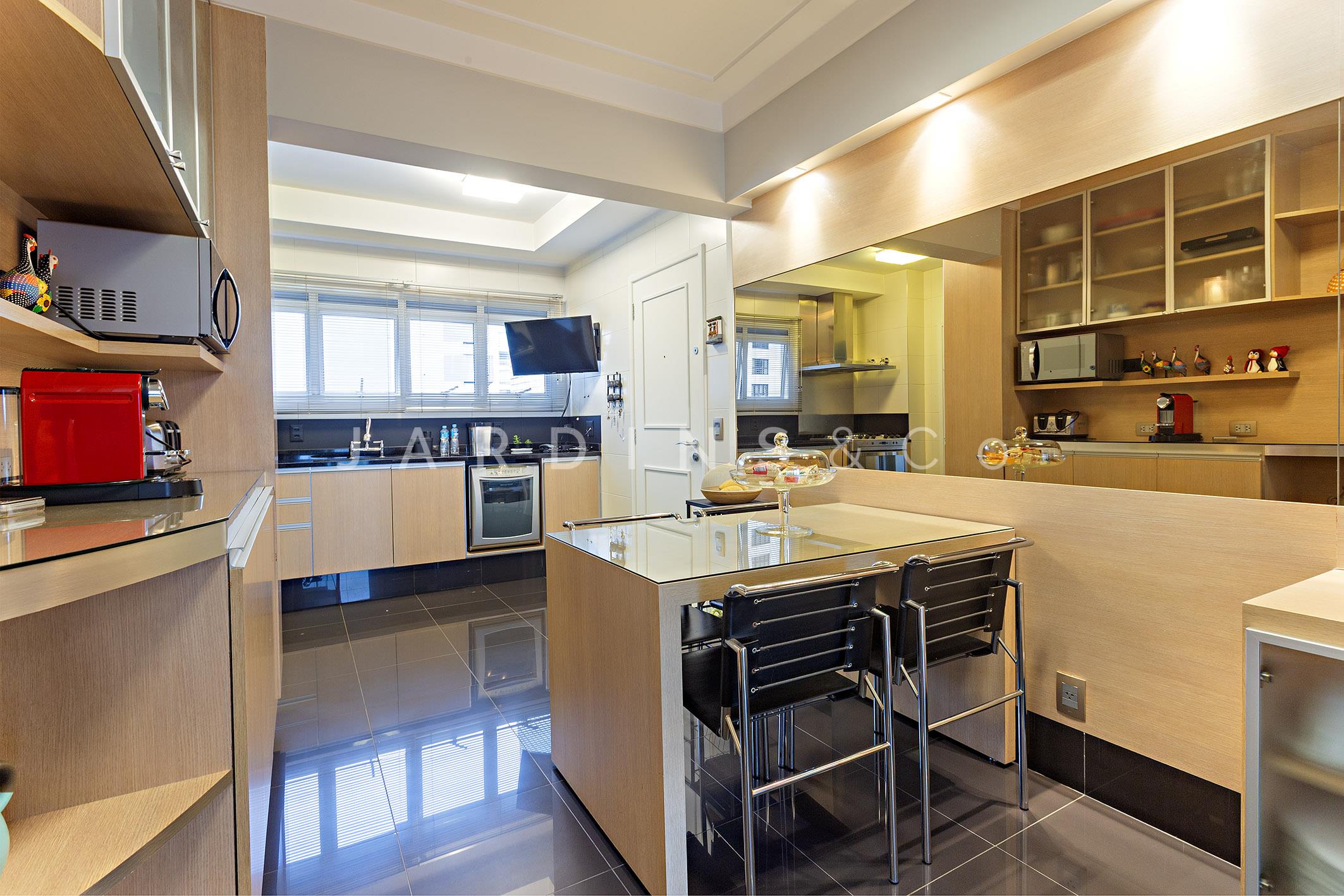 Apartamento no Paraíso