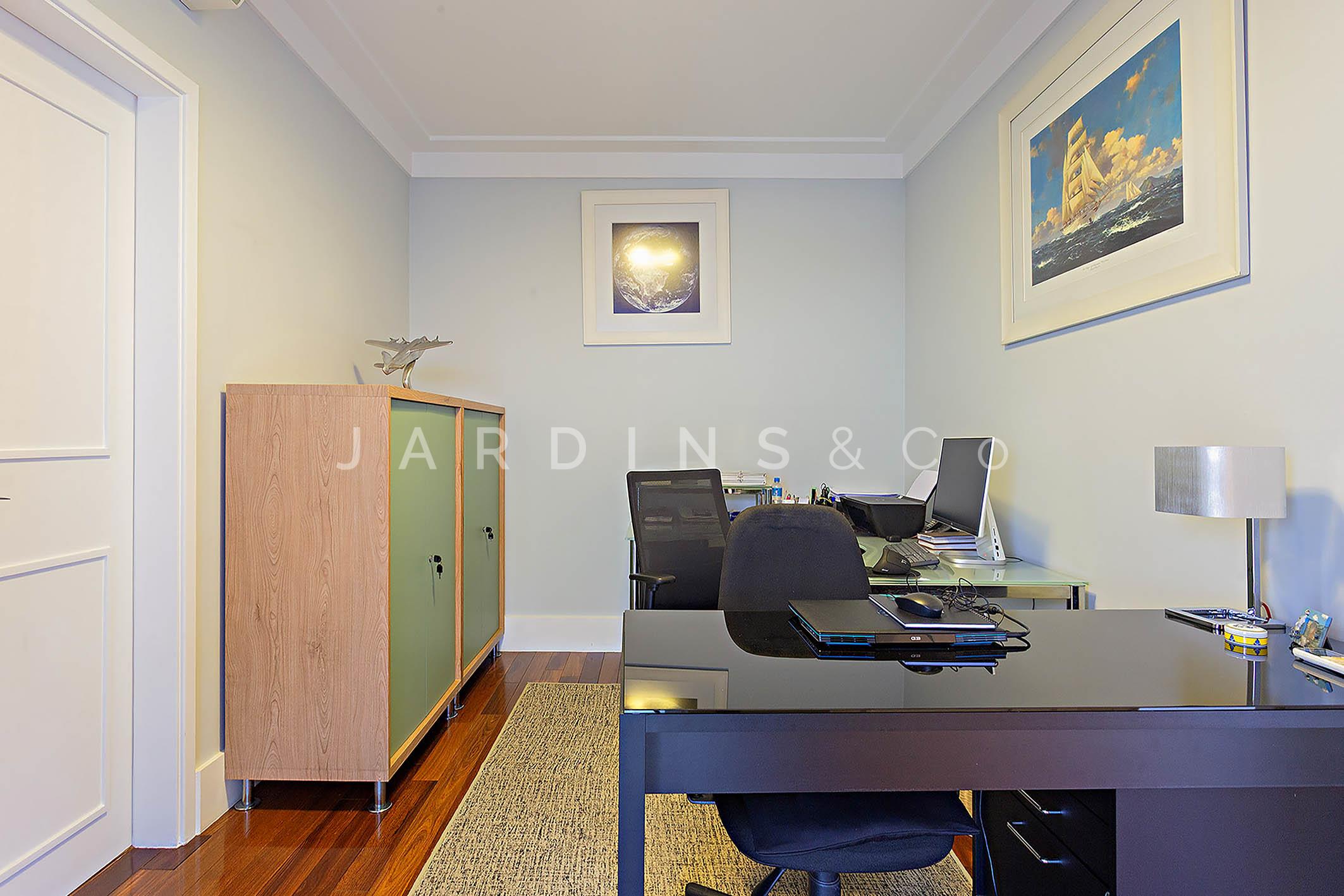Apartamento no Paraíso