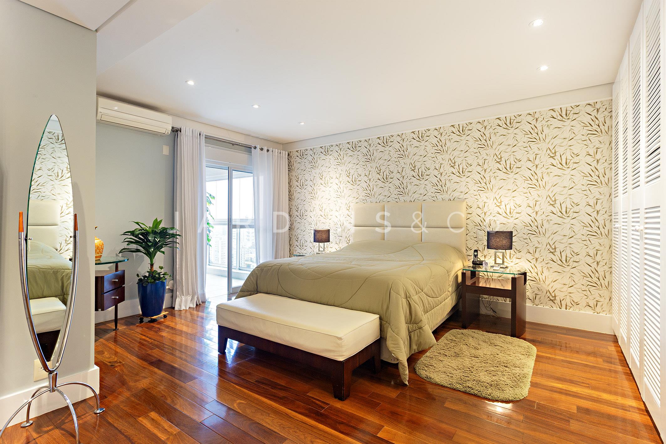 Apartamento no Paraíso