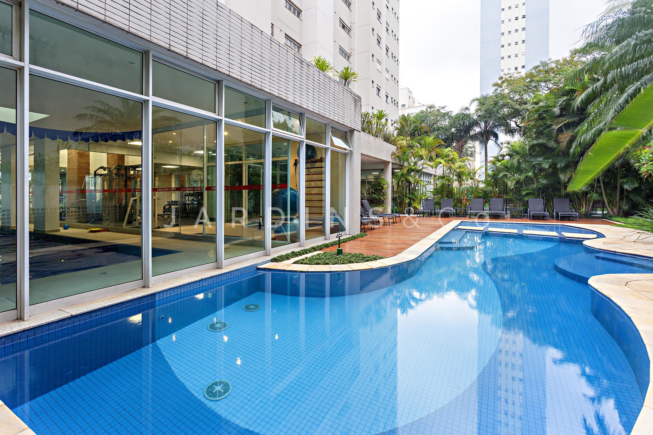 Apartamento no Paraíso