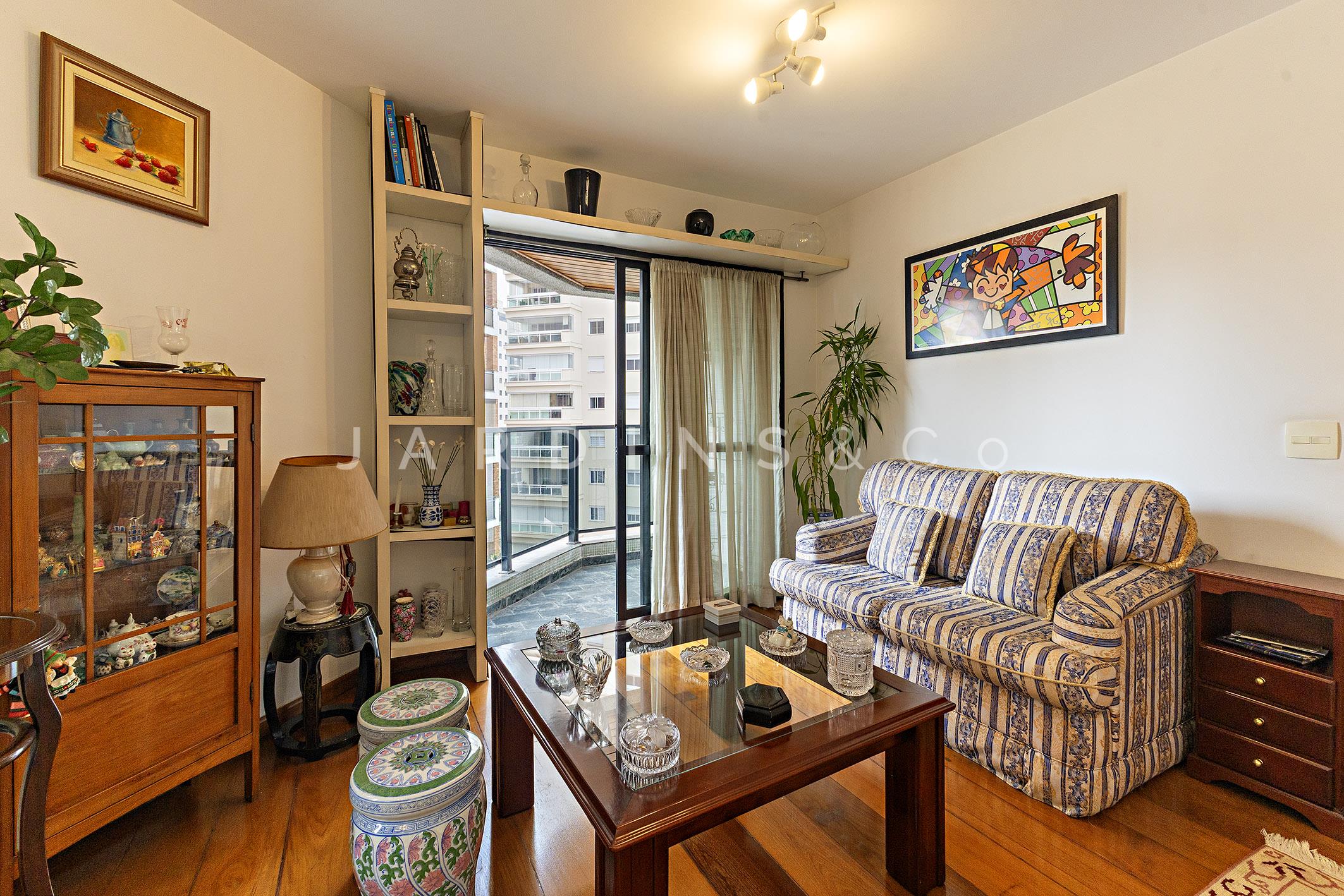 Apartamento no Cidade Monções