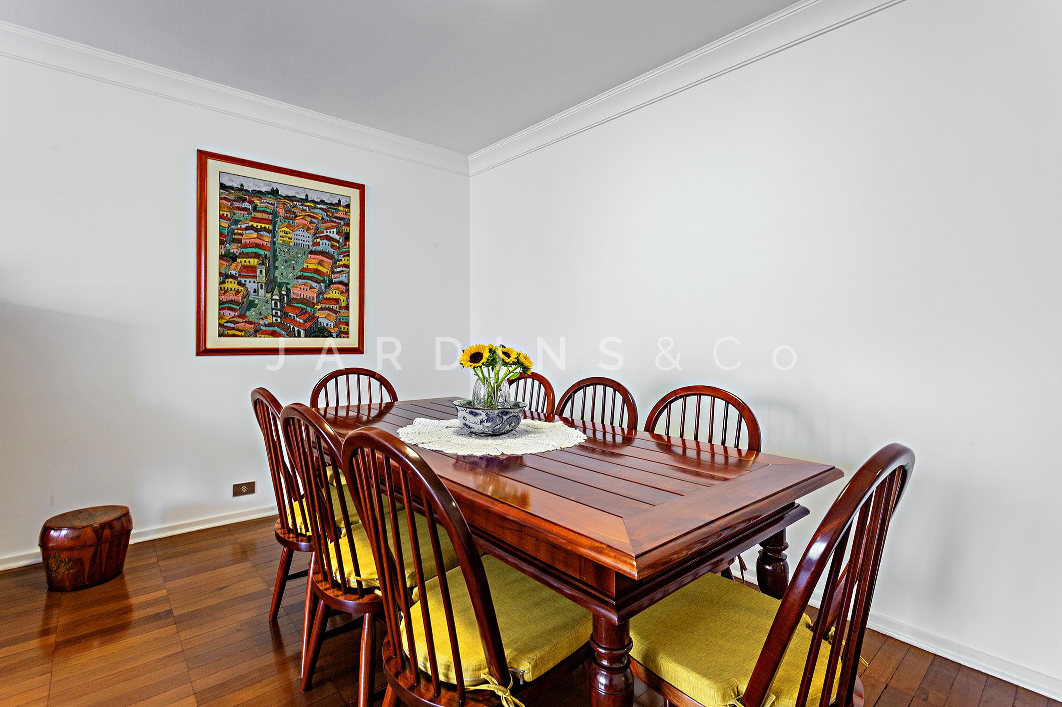 Apartamento no Paraíso