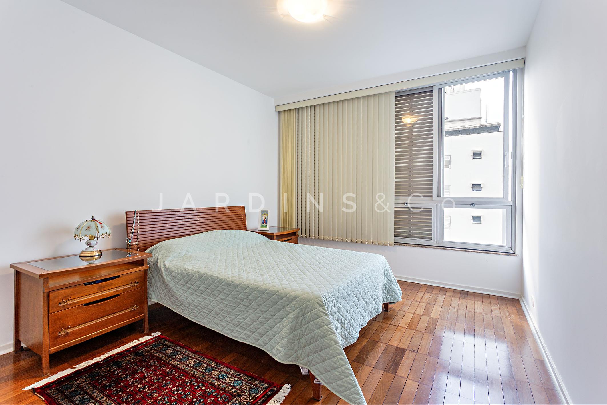 Apartamento no Paraíso