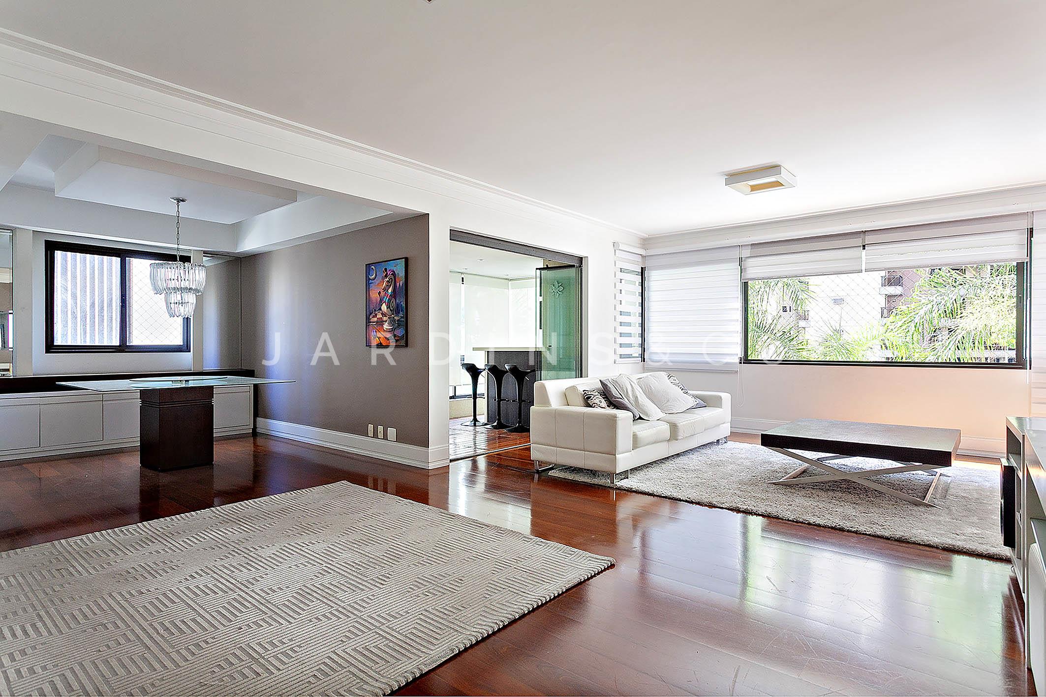 Apartamento no Indianópolis