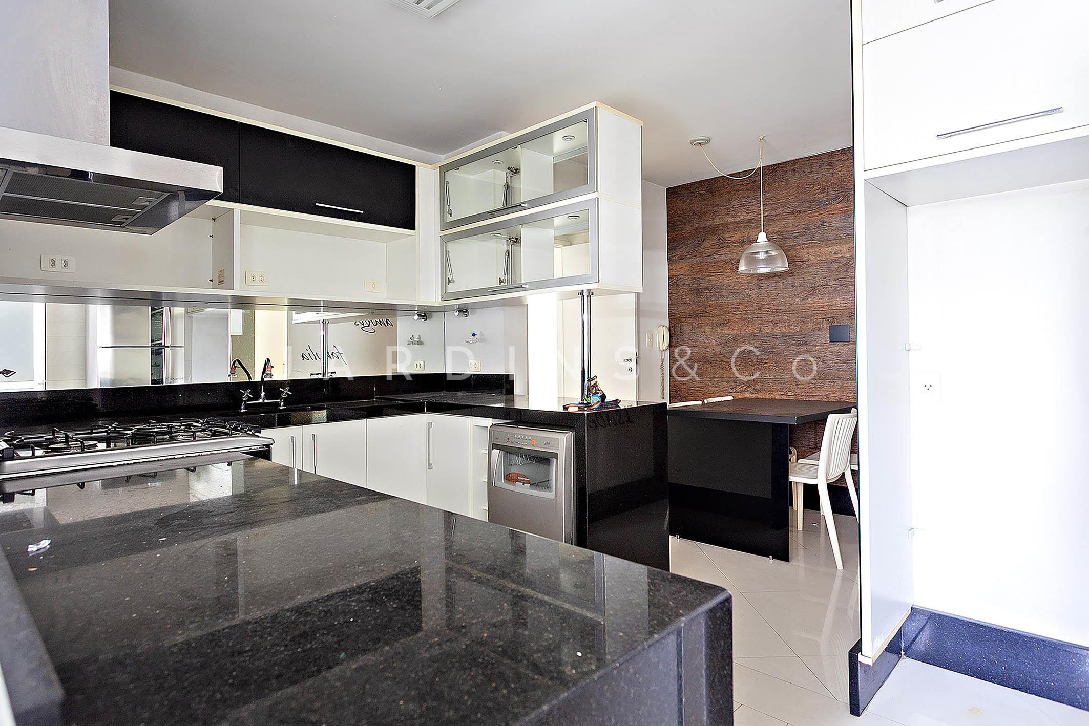 Apartamento no Indianópolis
