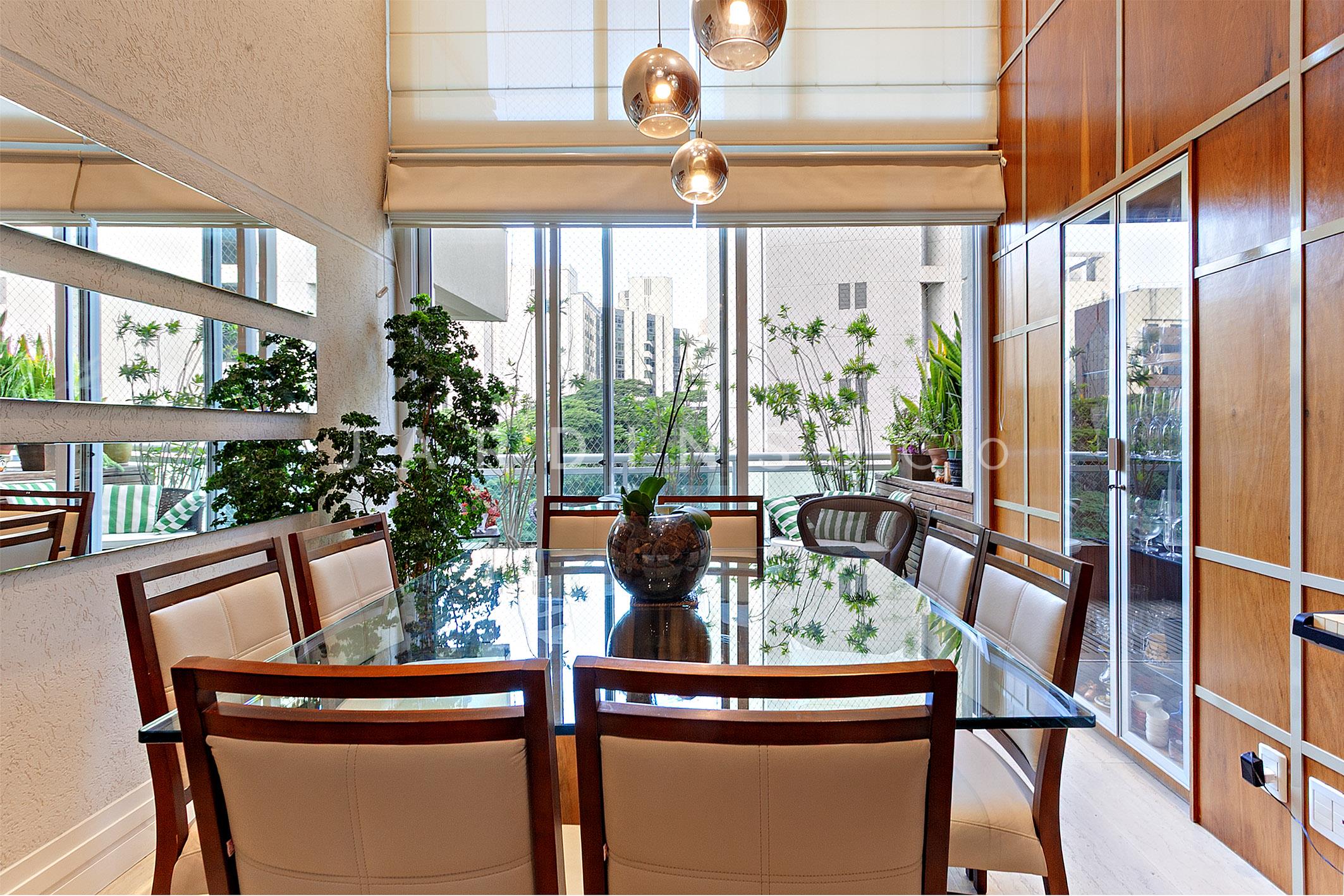 Apartamento no Cidade Monções