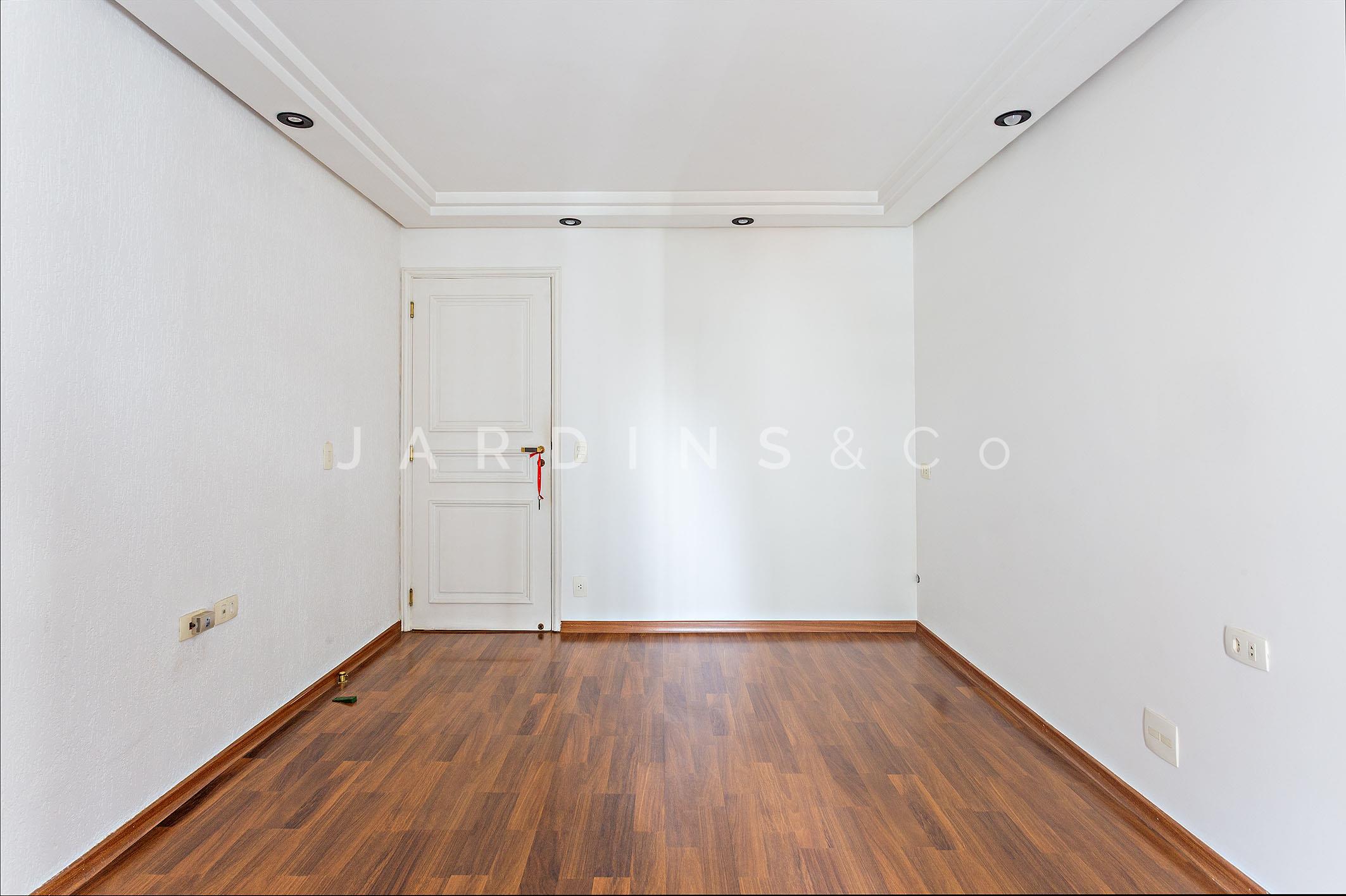 Apartamento no Paraíso