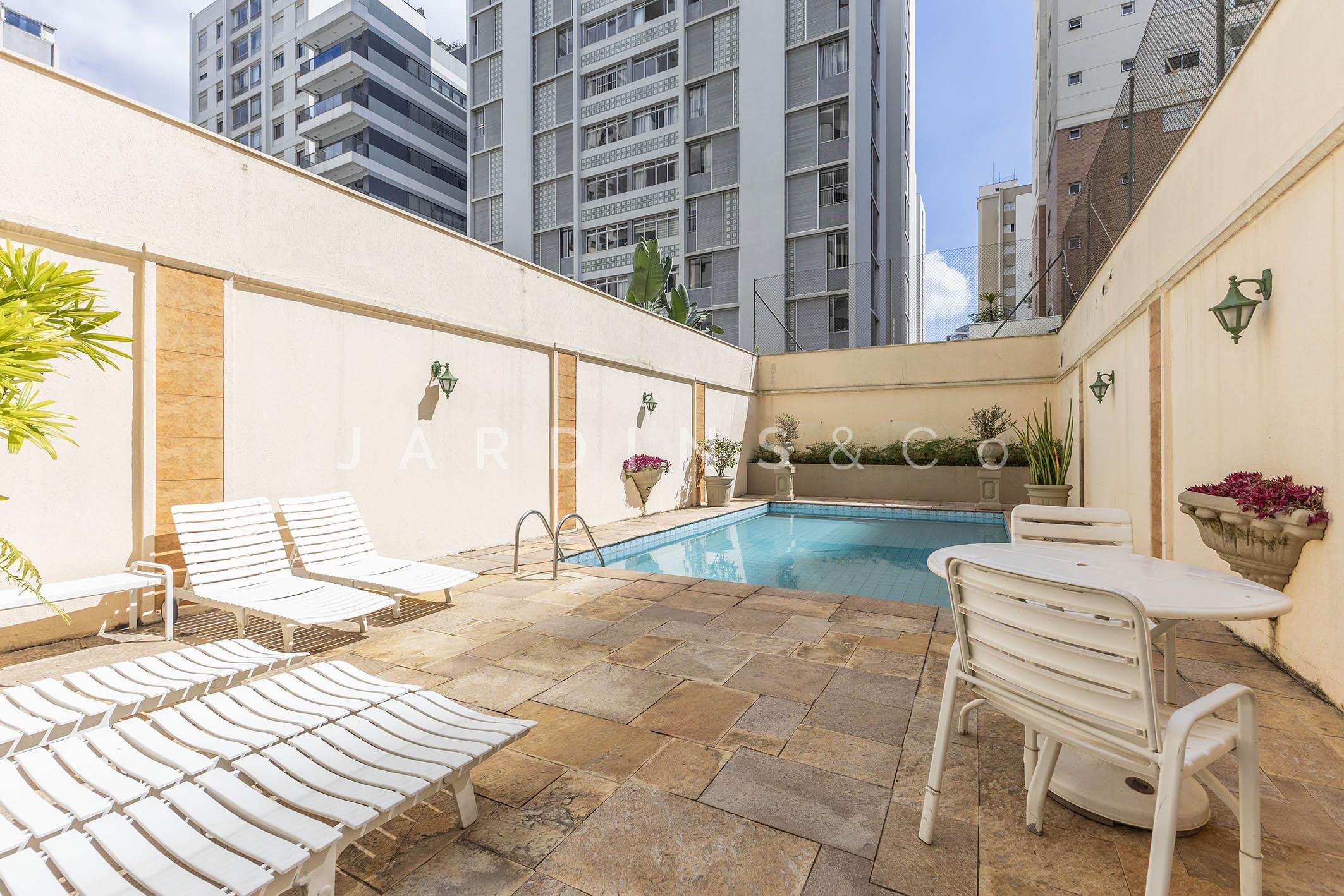 Apartamento no Paraíso