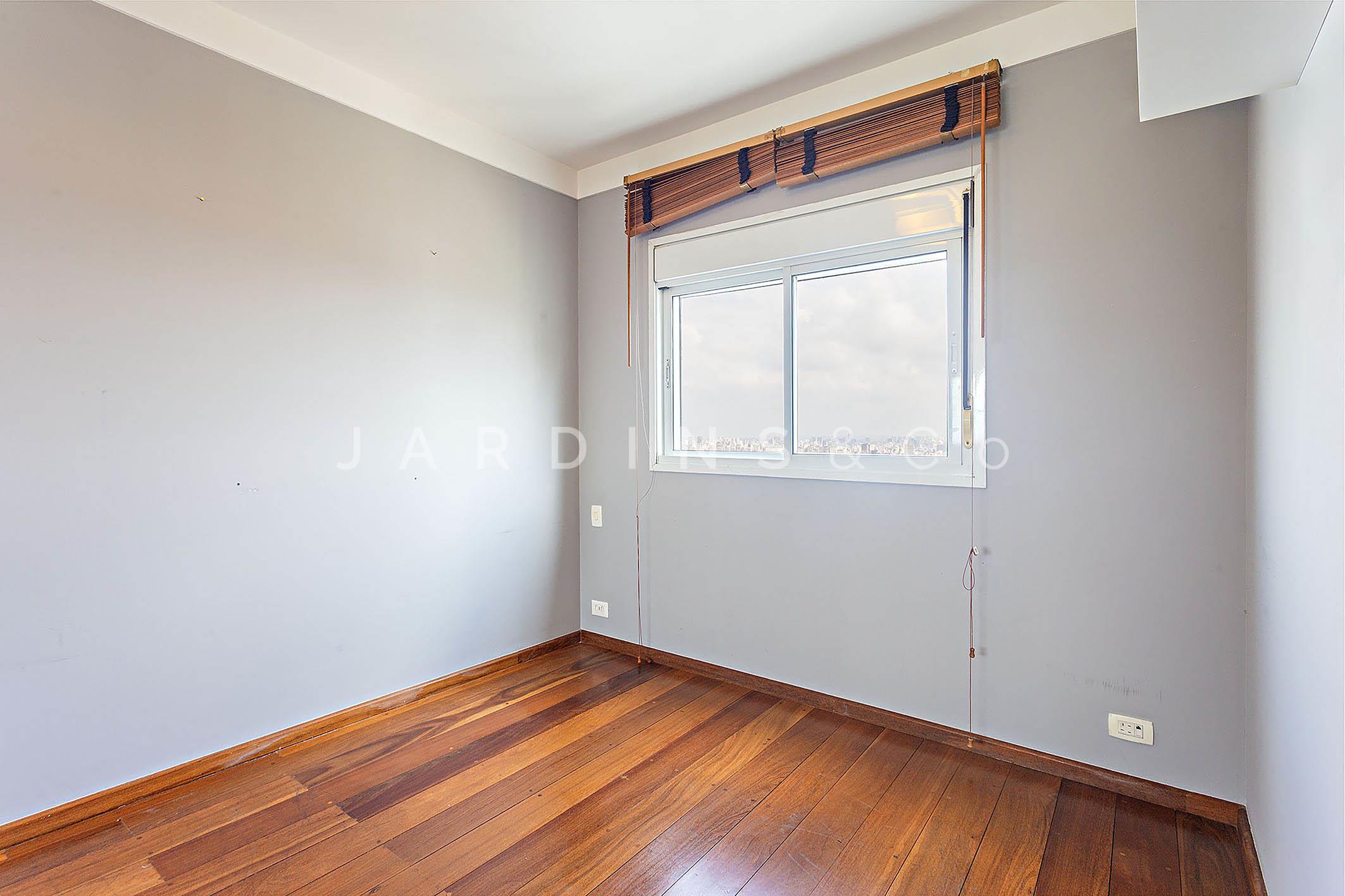 Apartamento no Paraíso