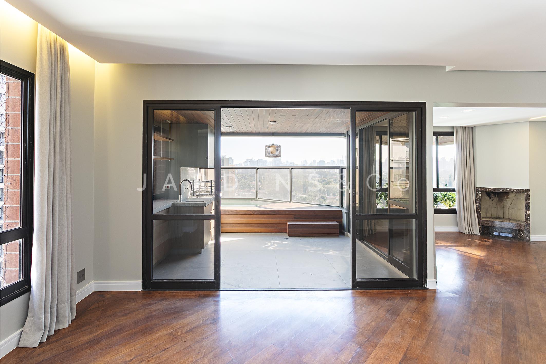 Apartamento no Jardim Europa