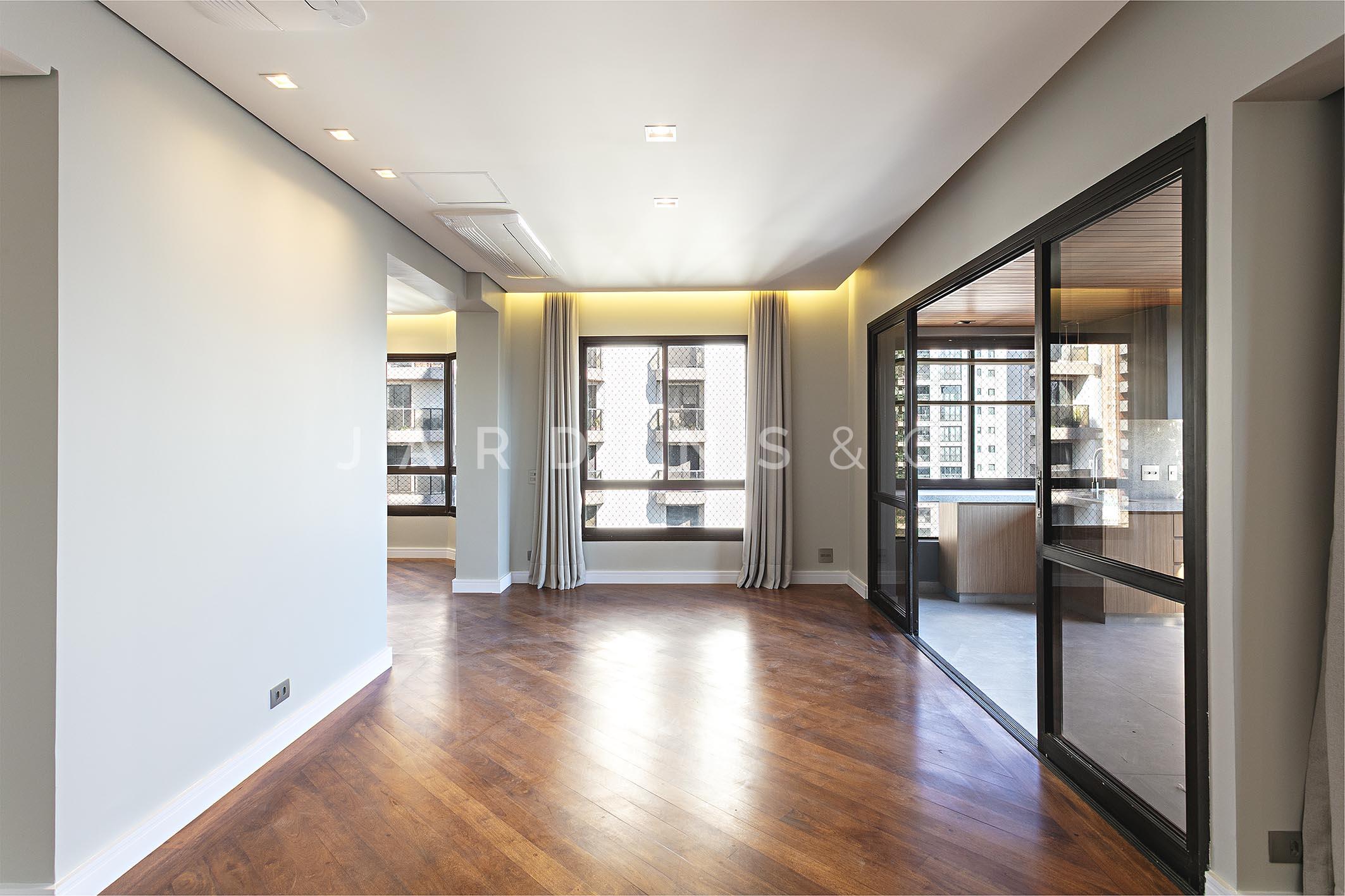 Apartamento no Jardim Europa