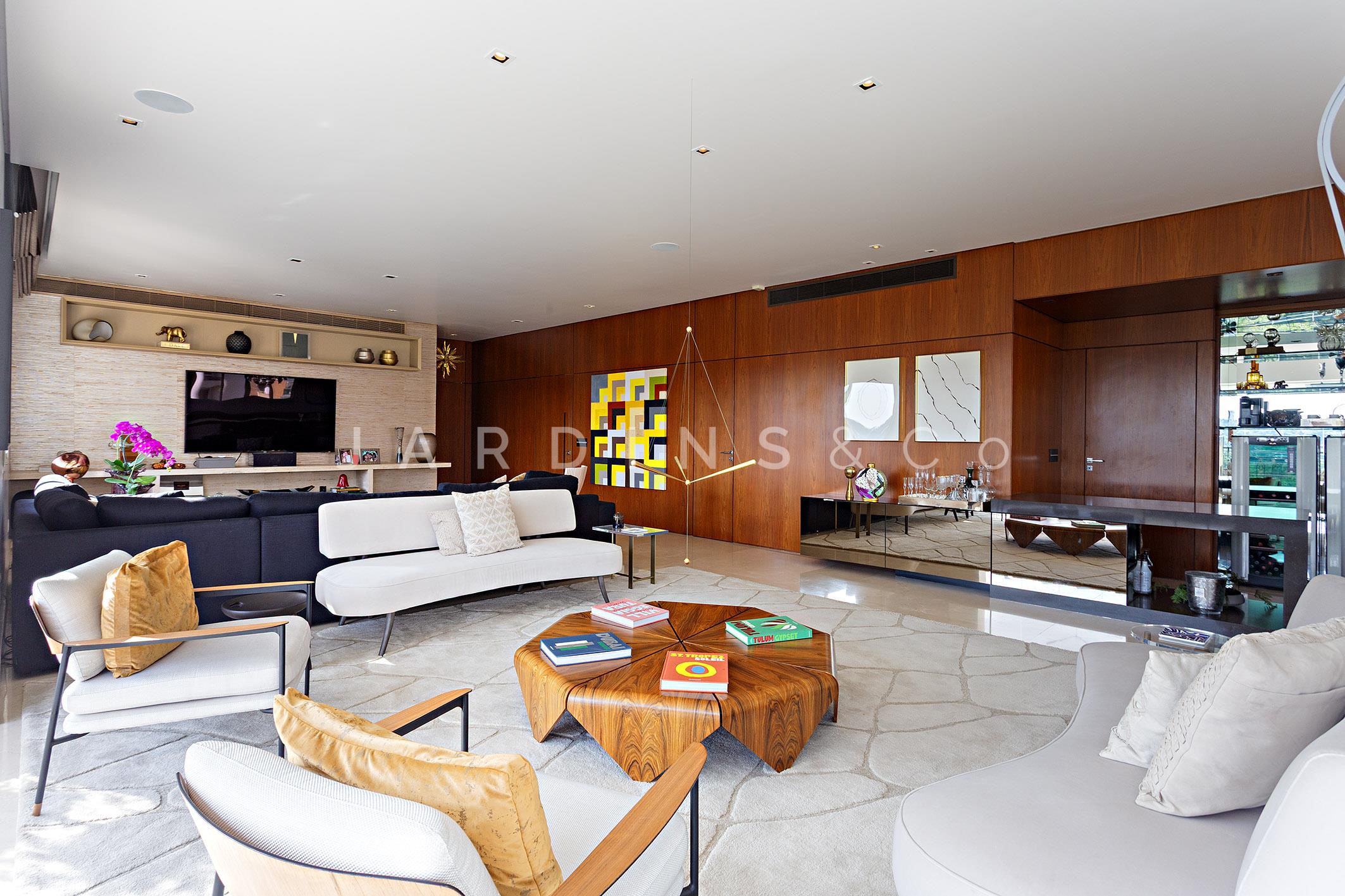 Apartamento no Chácara Itaim