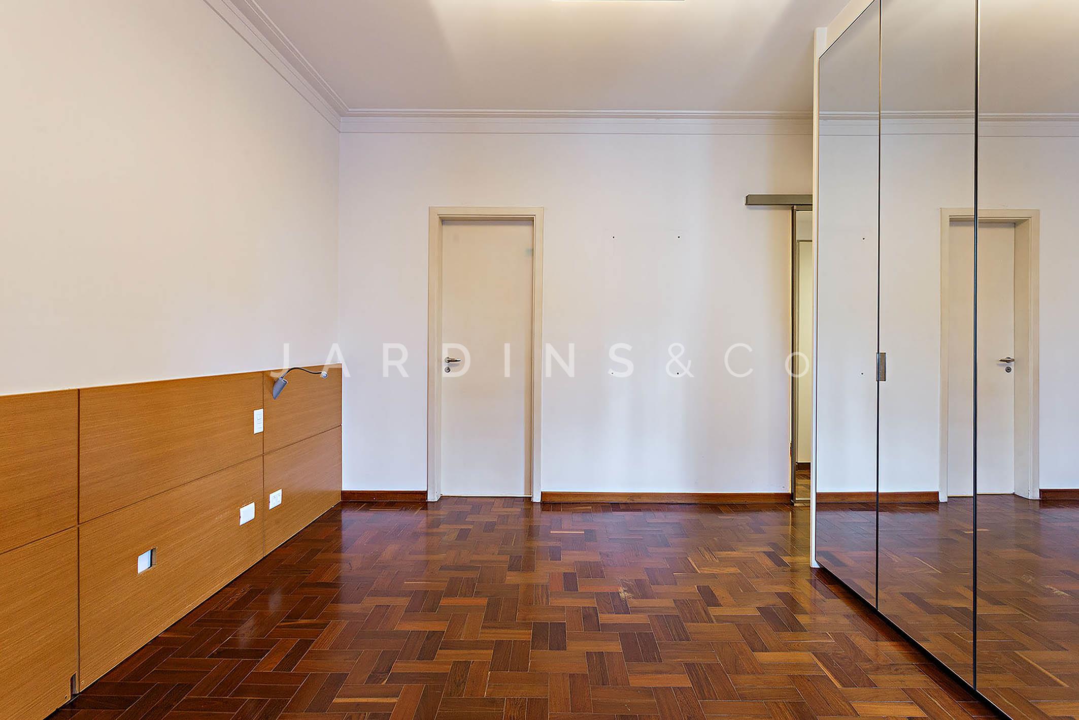 Apartamento no Moema