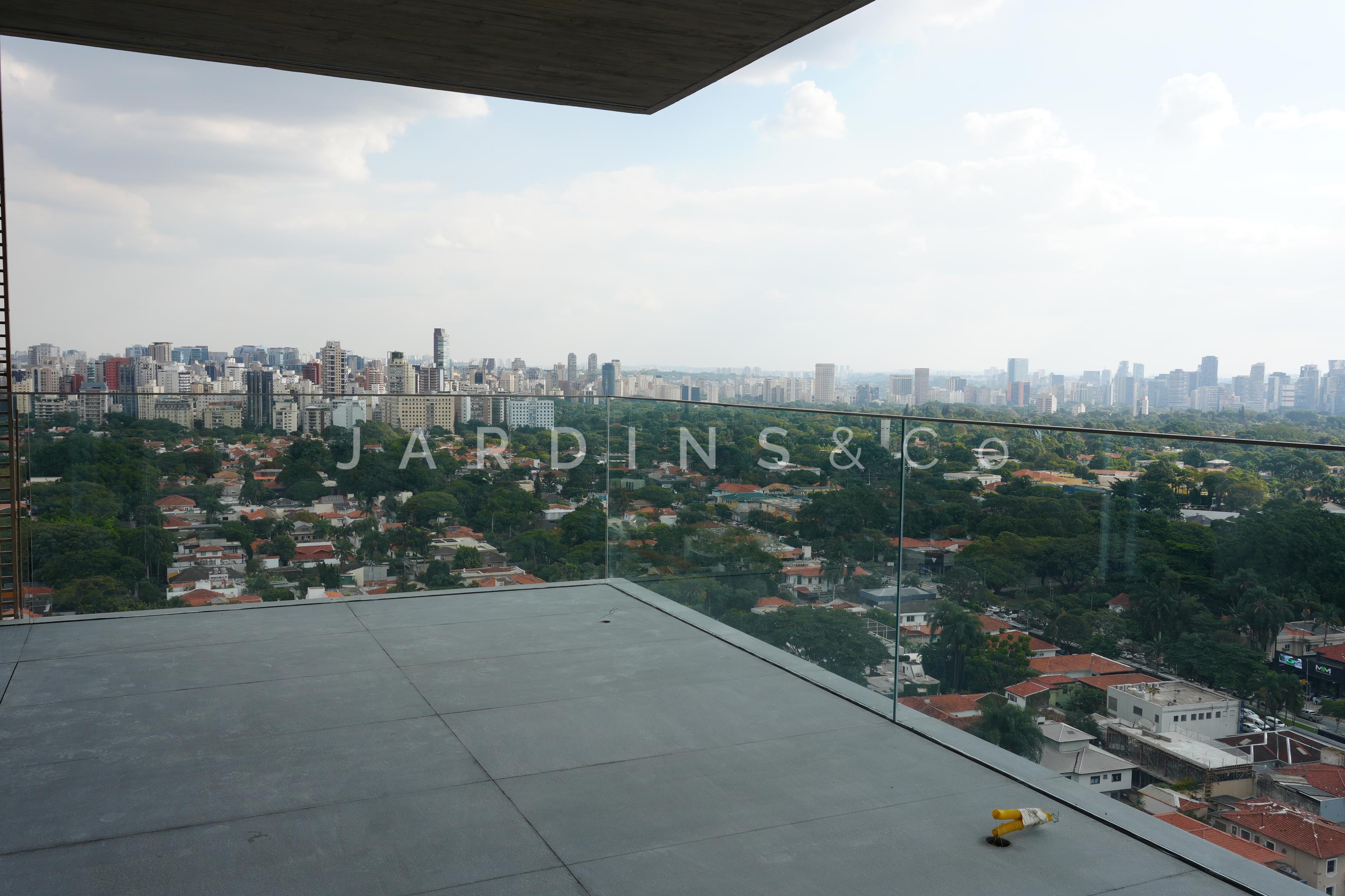 Cobertura Duplex no Jardim Paulista