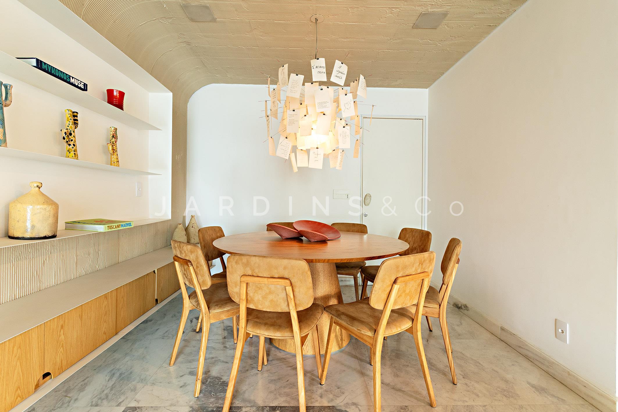 Apartamento no Paraíso