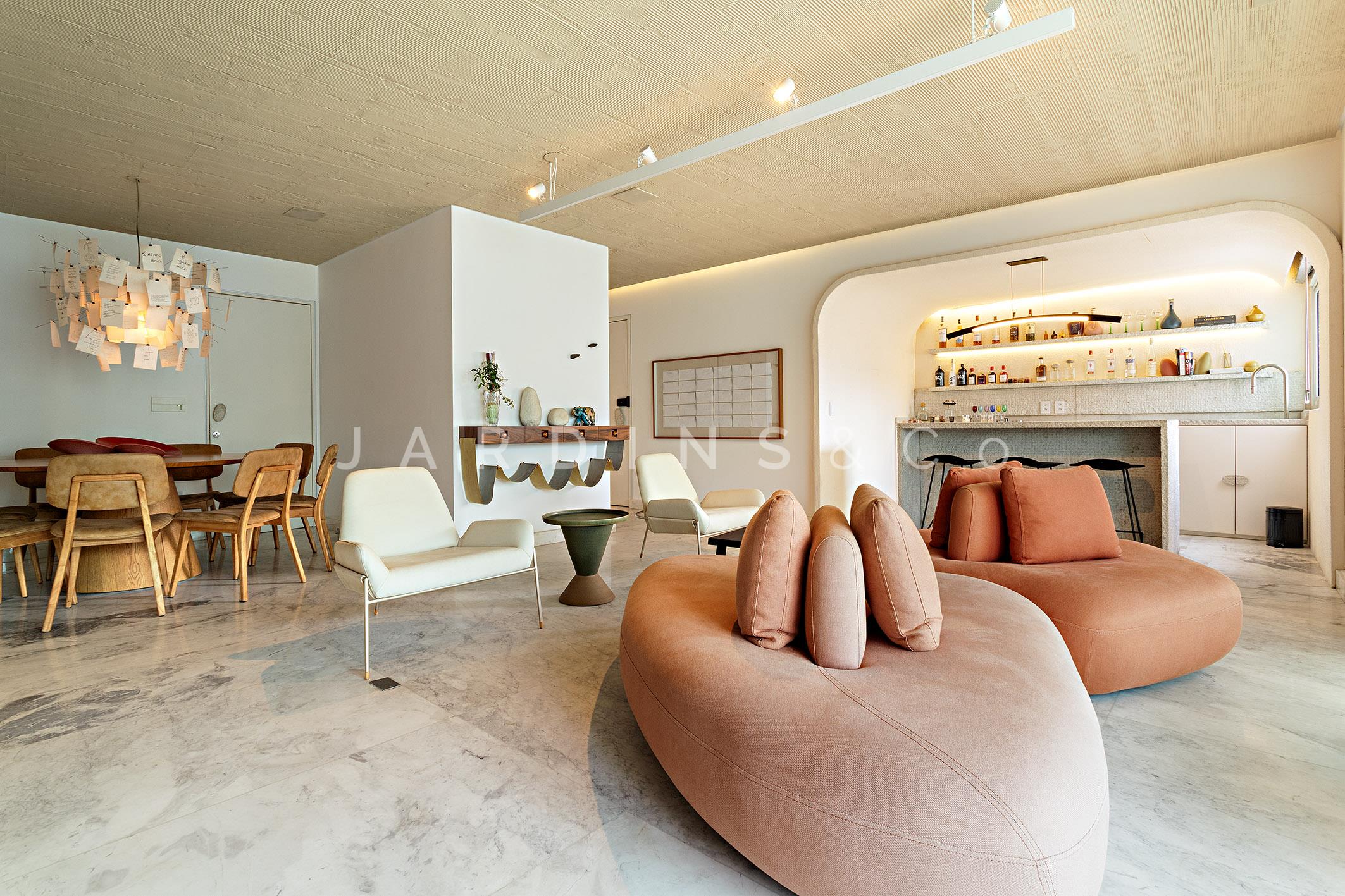 Apartamento no Paraíso