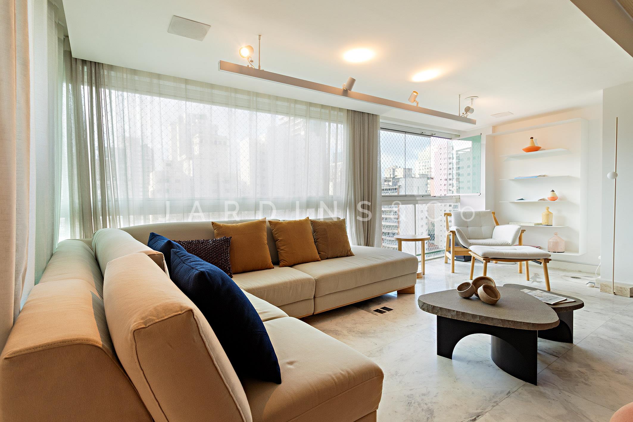 Apartamento no Paraíso