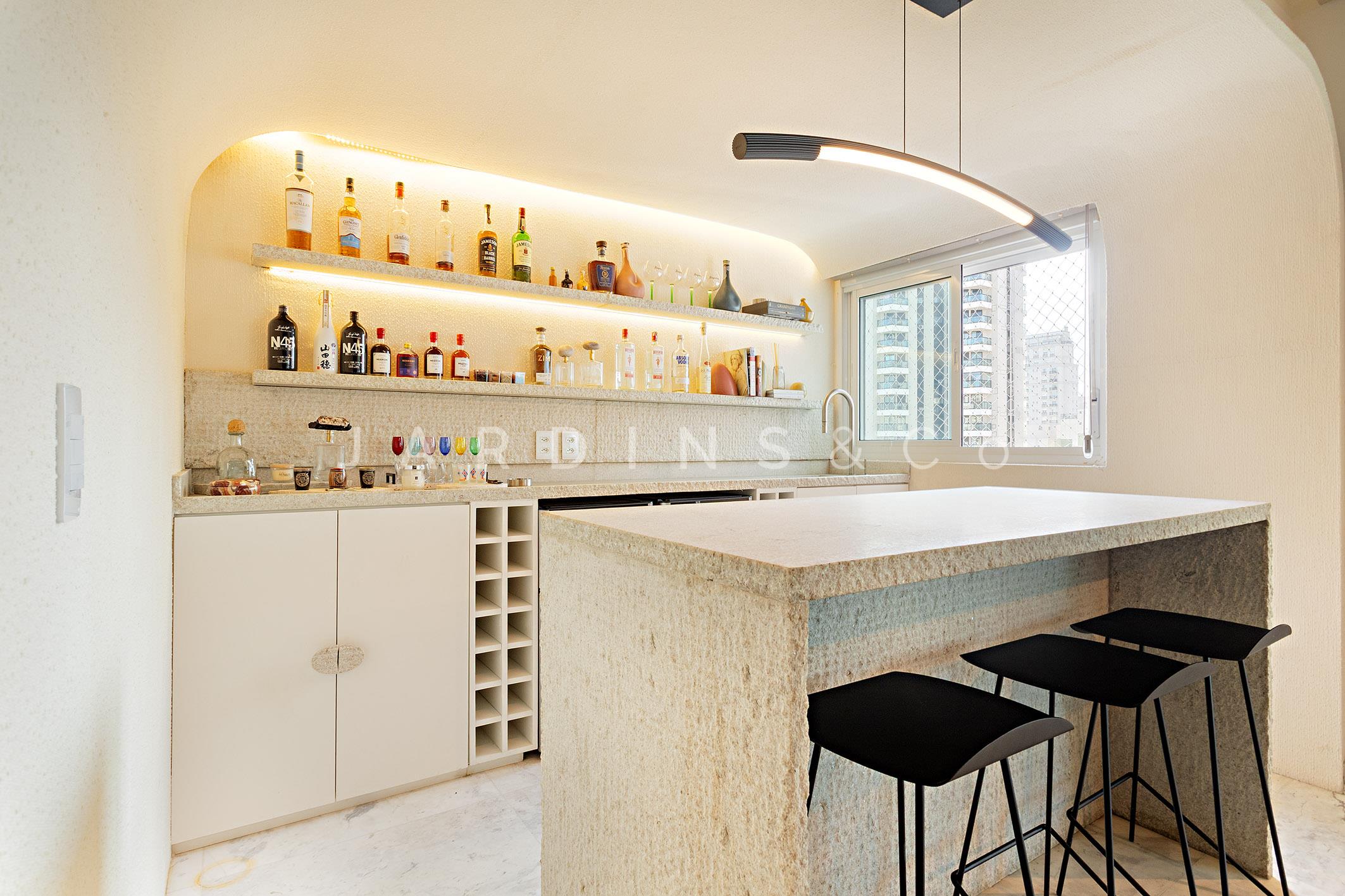Apartamento no Paraíso