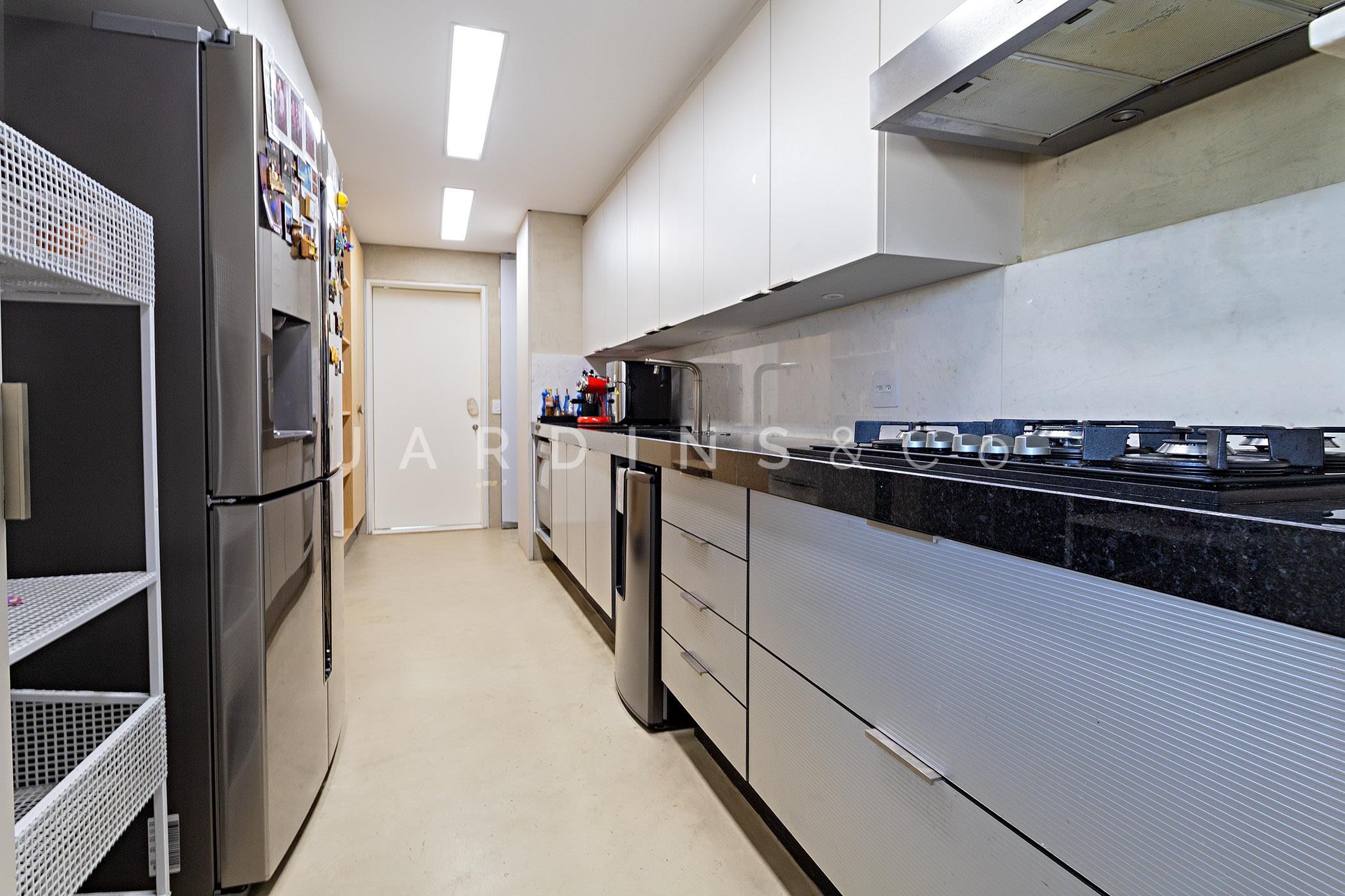 Apartamento no Paraíso