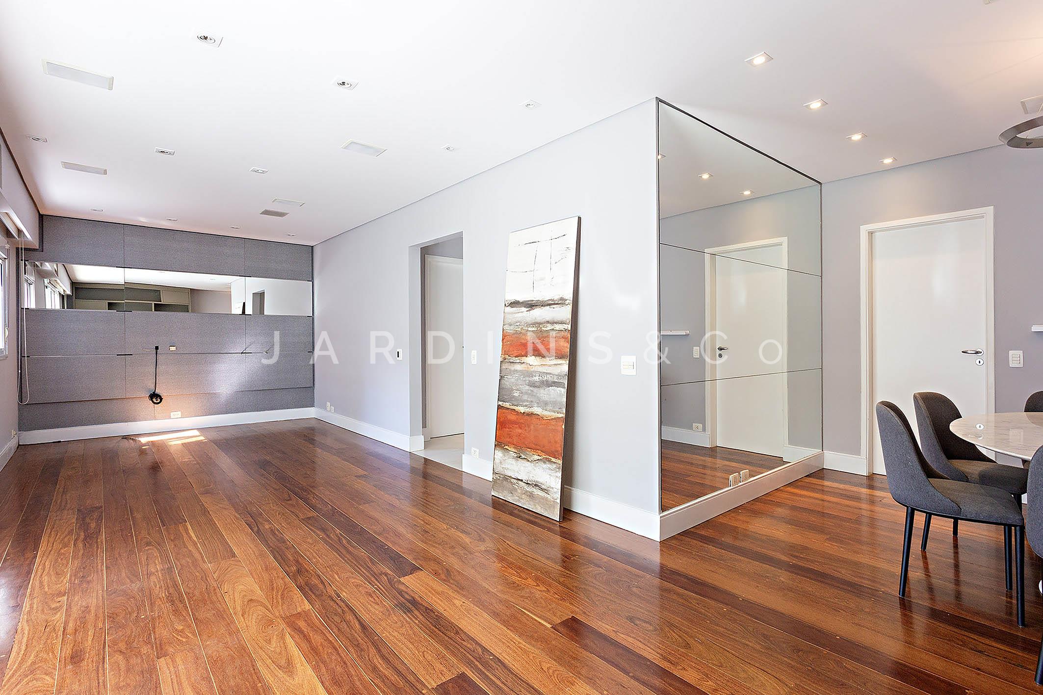 Apartamento no Paraíso
