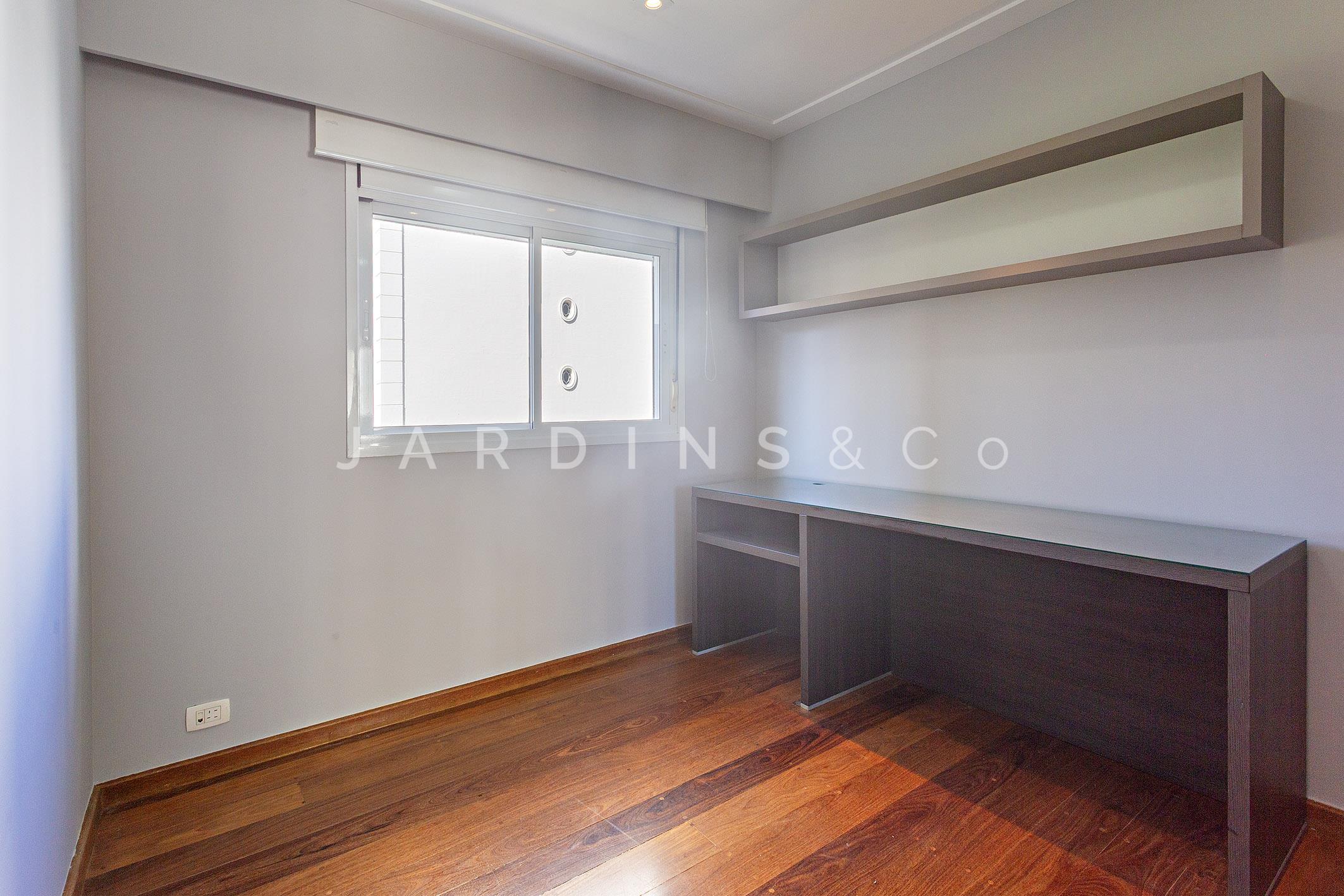 Apartamento no Paraíso