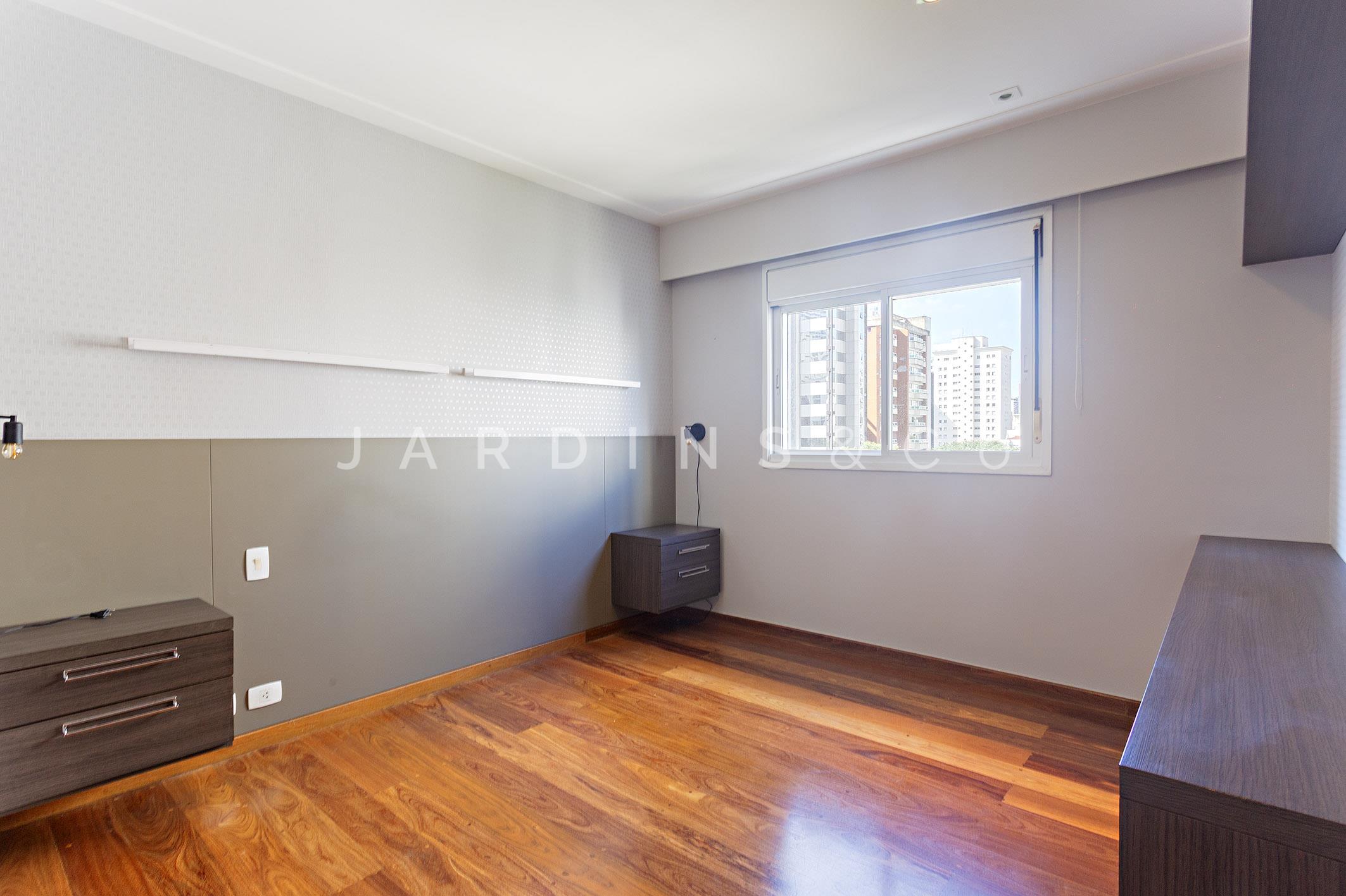 Apartamento no Paraíso