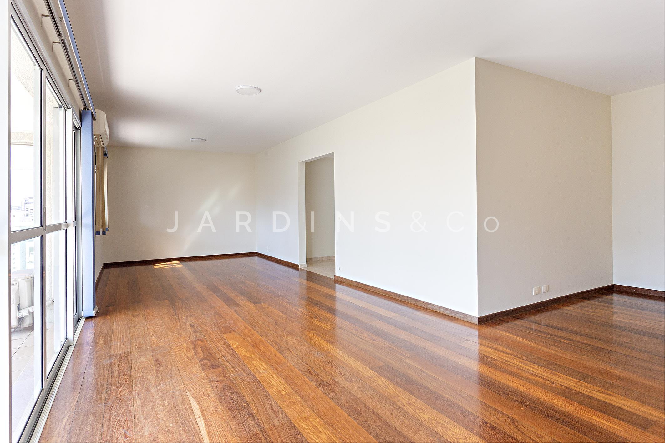 Apartamento no Paraíso