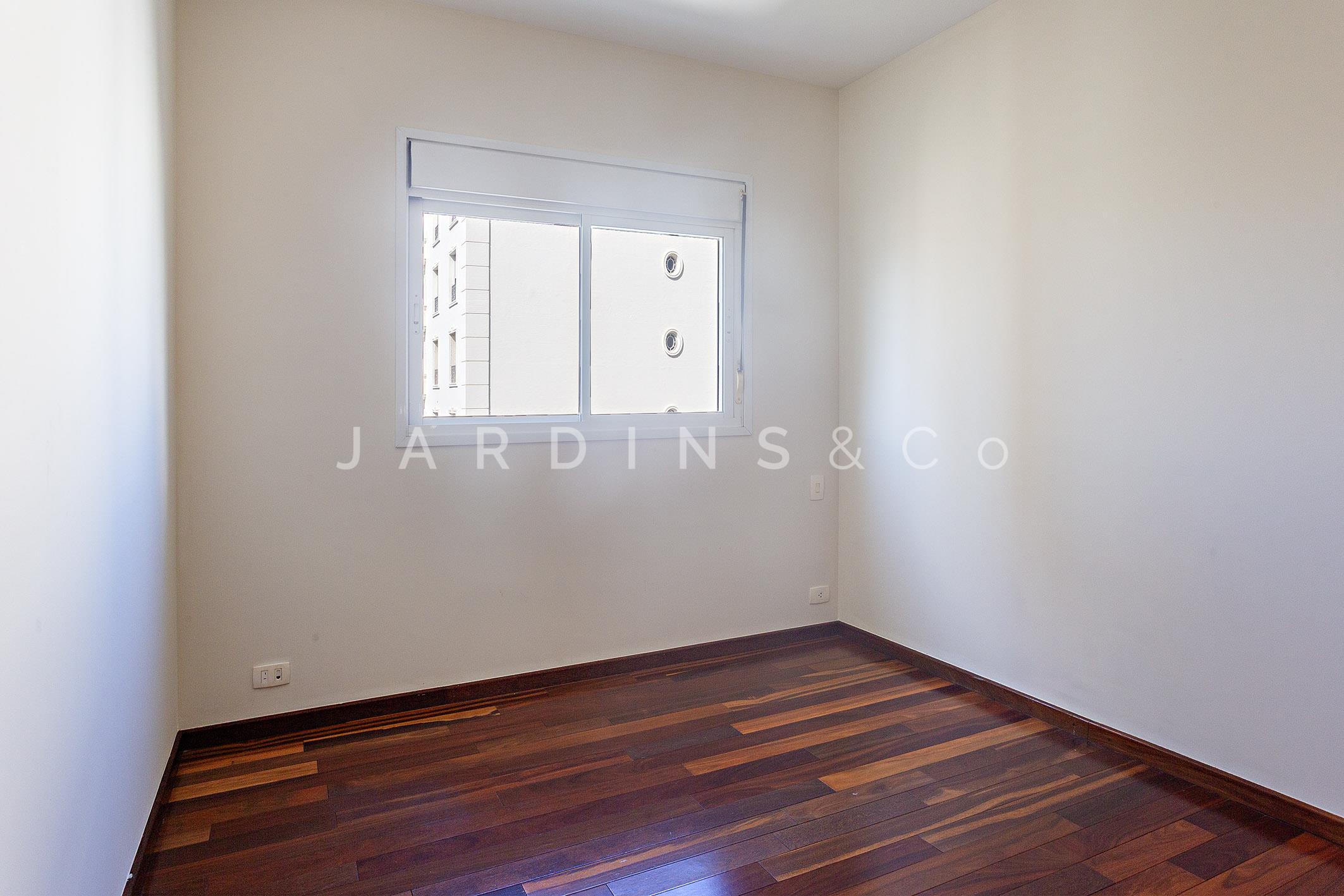Apartamento no Paraíso