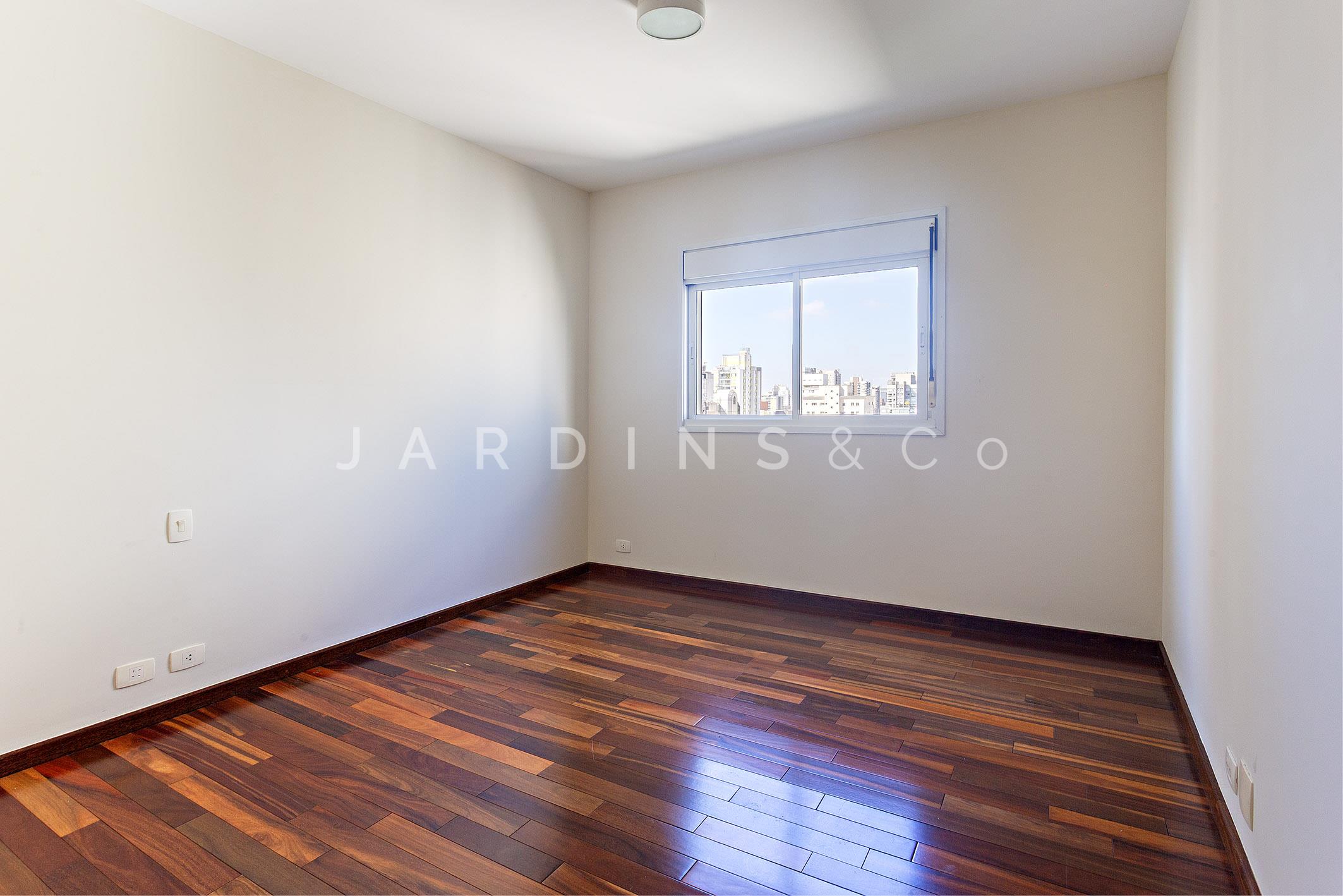 Apartamento no Paraíso