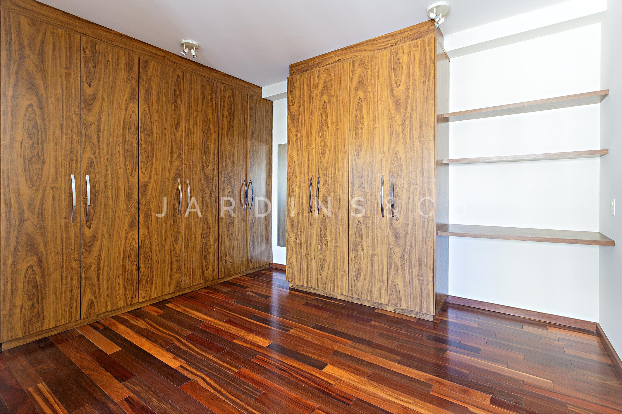 Apartamento no Paraíso