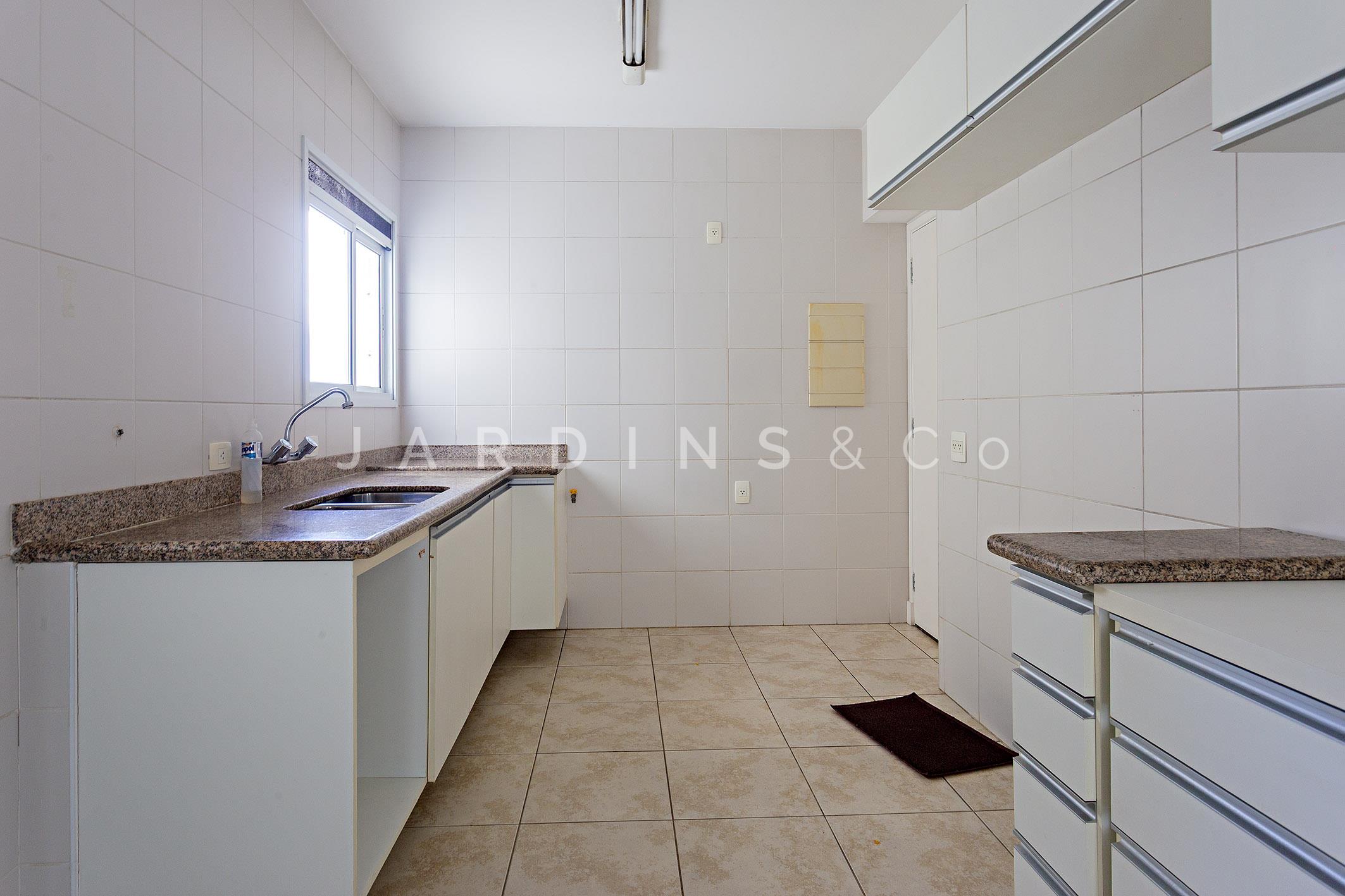 Apartamento no Paraíso