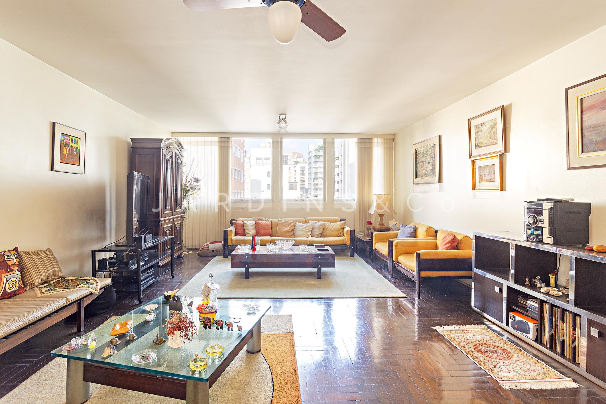 Apartamento no Cerqueira César