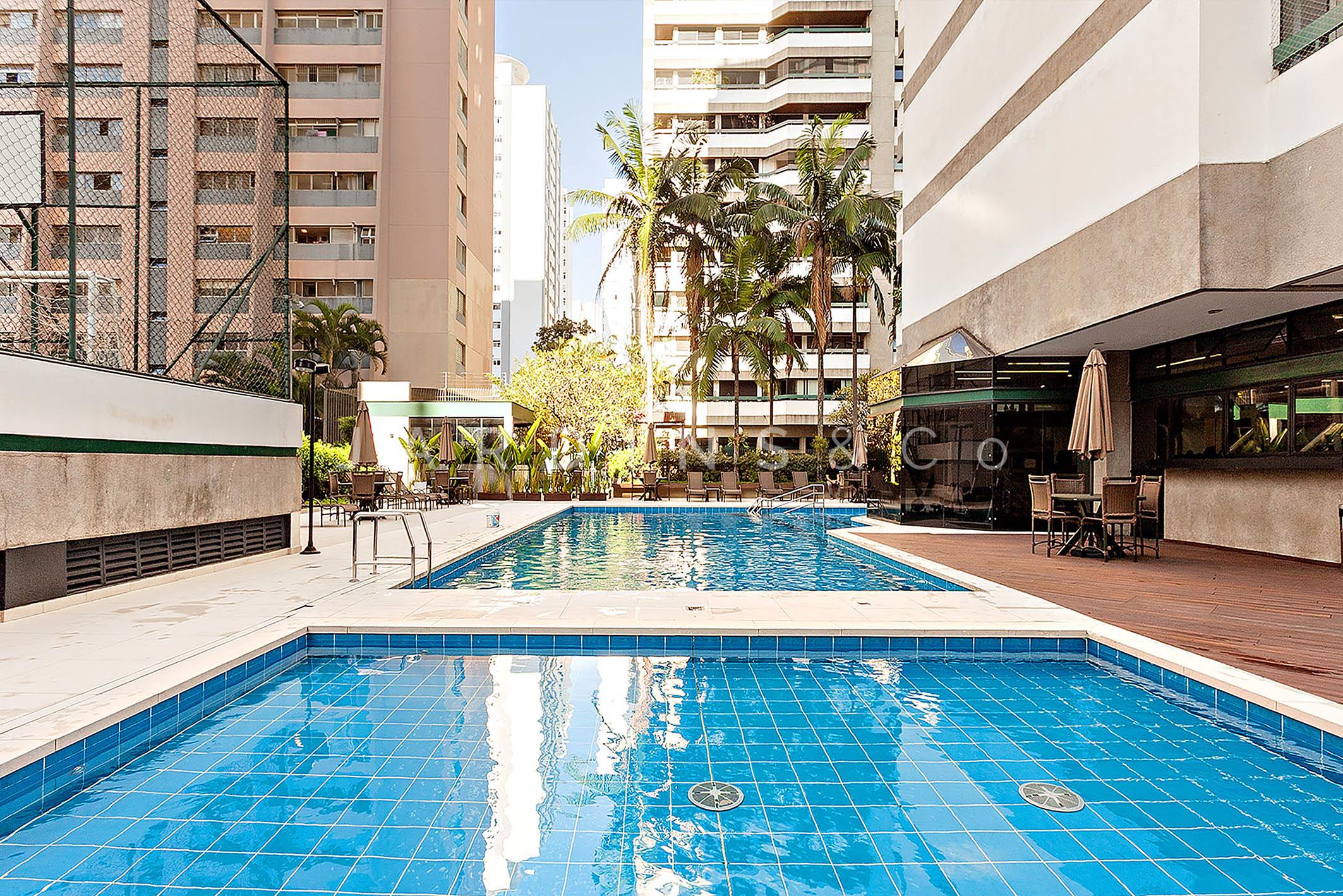 Apartamento no Moema Pássaros
