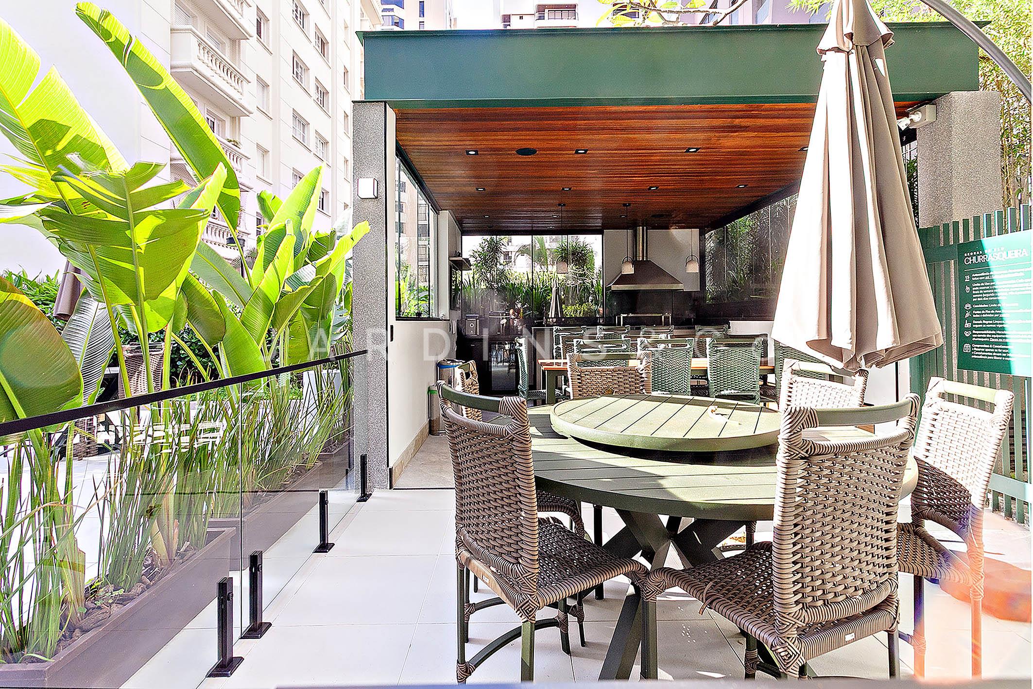 Apartamento no Moema Pássaros